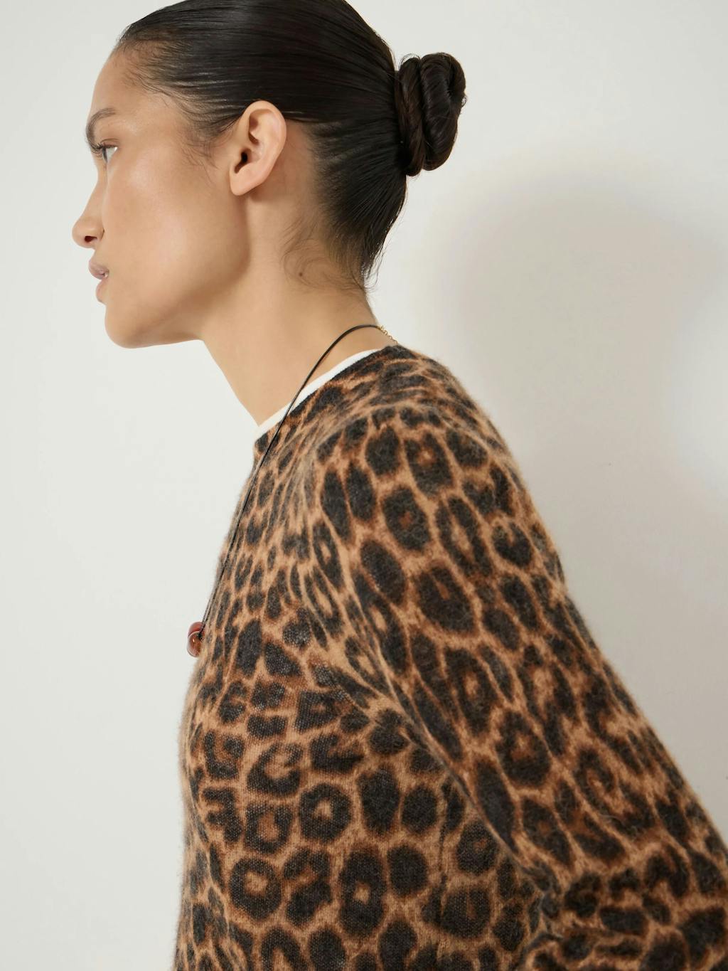 015534-4604-04 Gathered Shoulder Animal Jumper