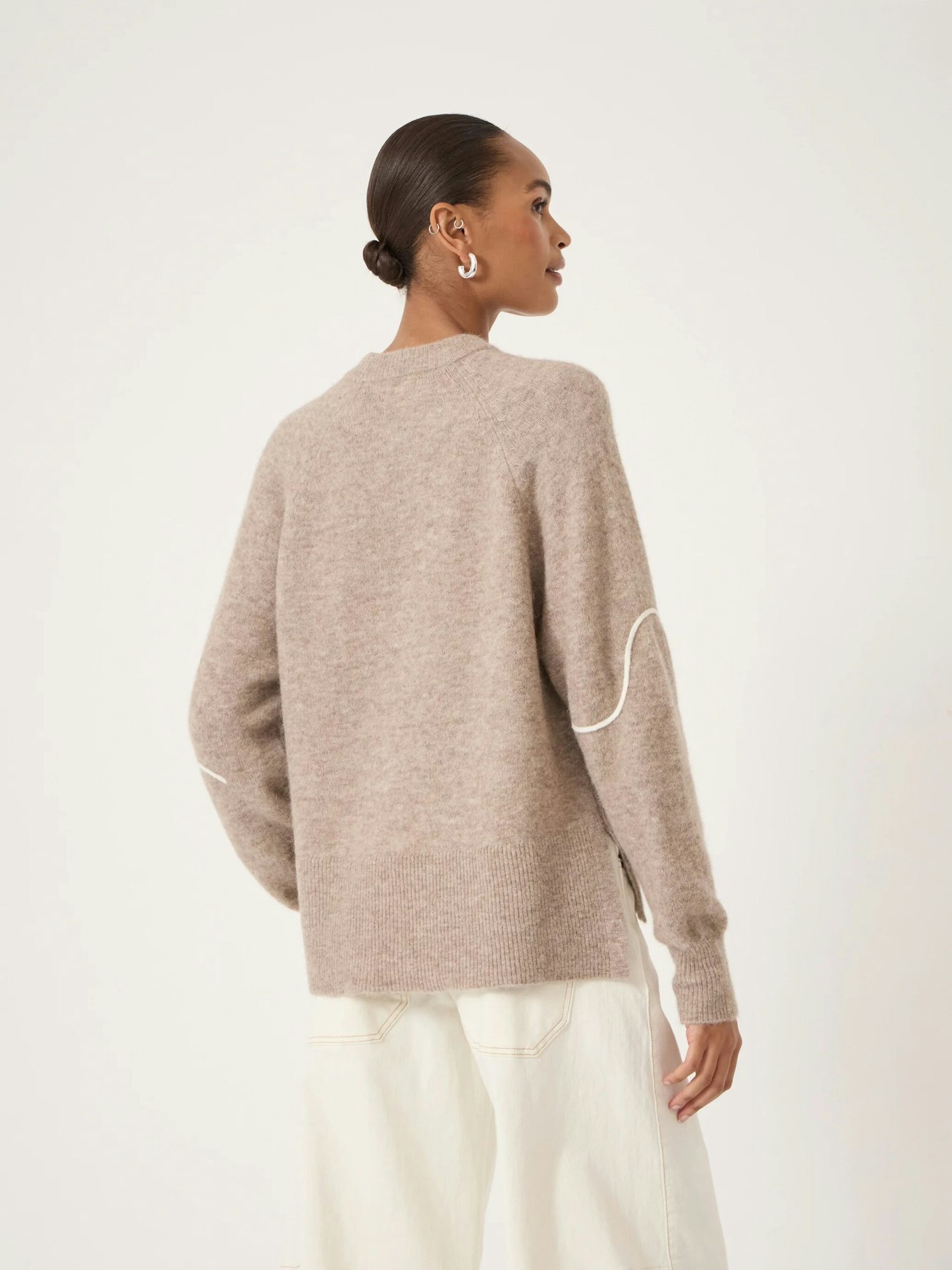 014563-4696-03 Wool Blend Crew Neck Jumper with Flower Motif