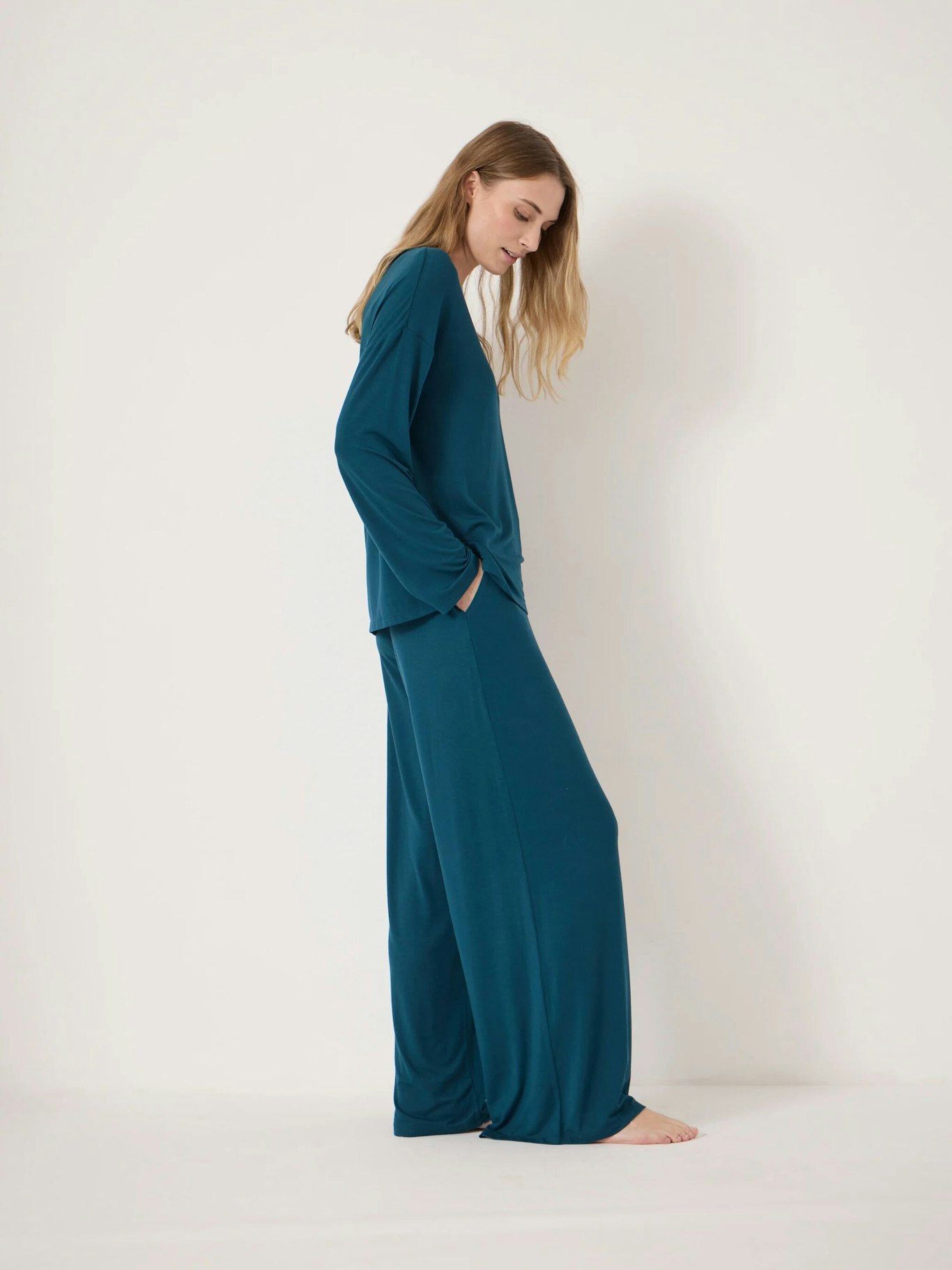 014920-1709-02 Nox Jersey V-Neck Pyjamas