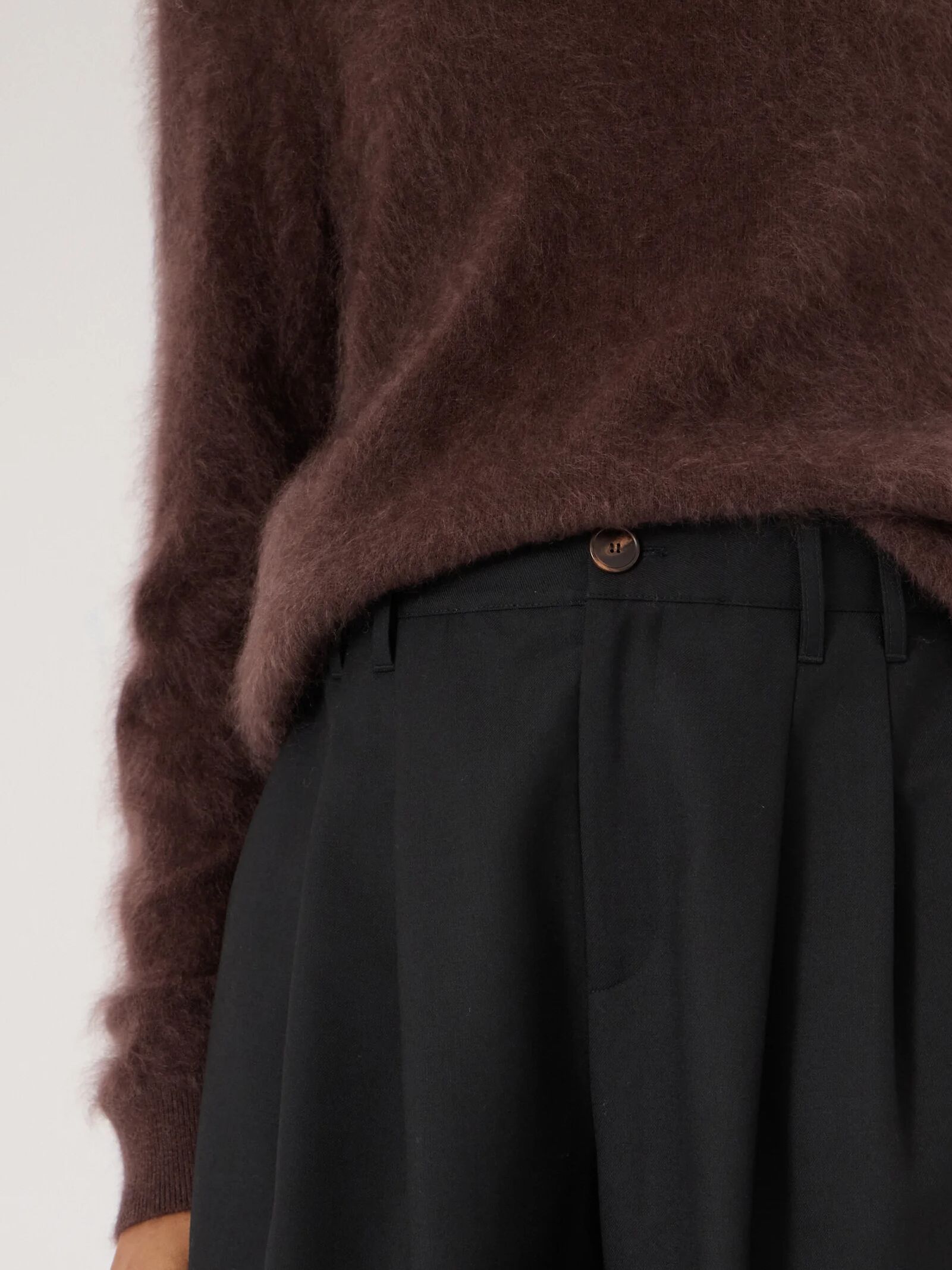 Noa Wool Blend Tapered Leg Trousers