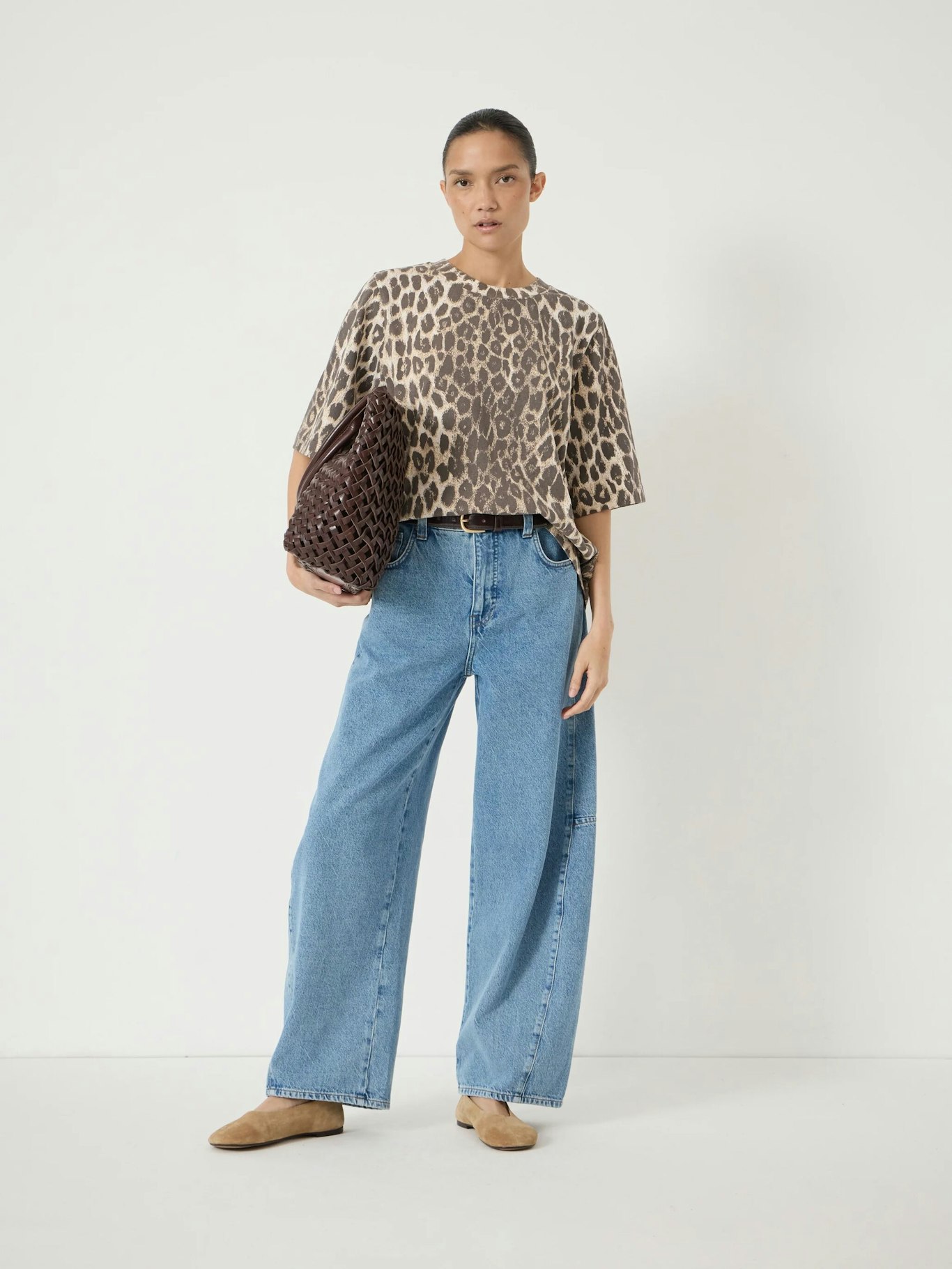014967-4911-01 Romina Leopard Print Heavyweight Cotton T-Shirt