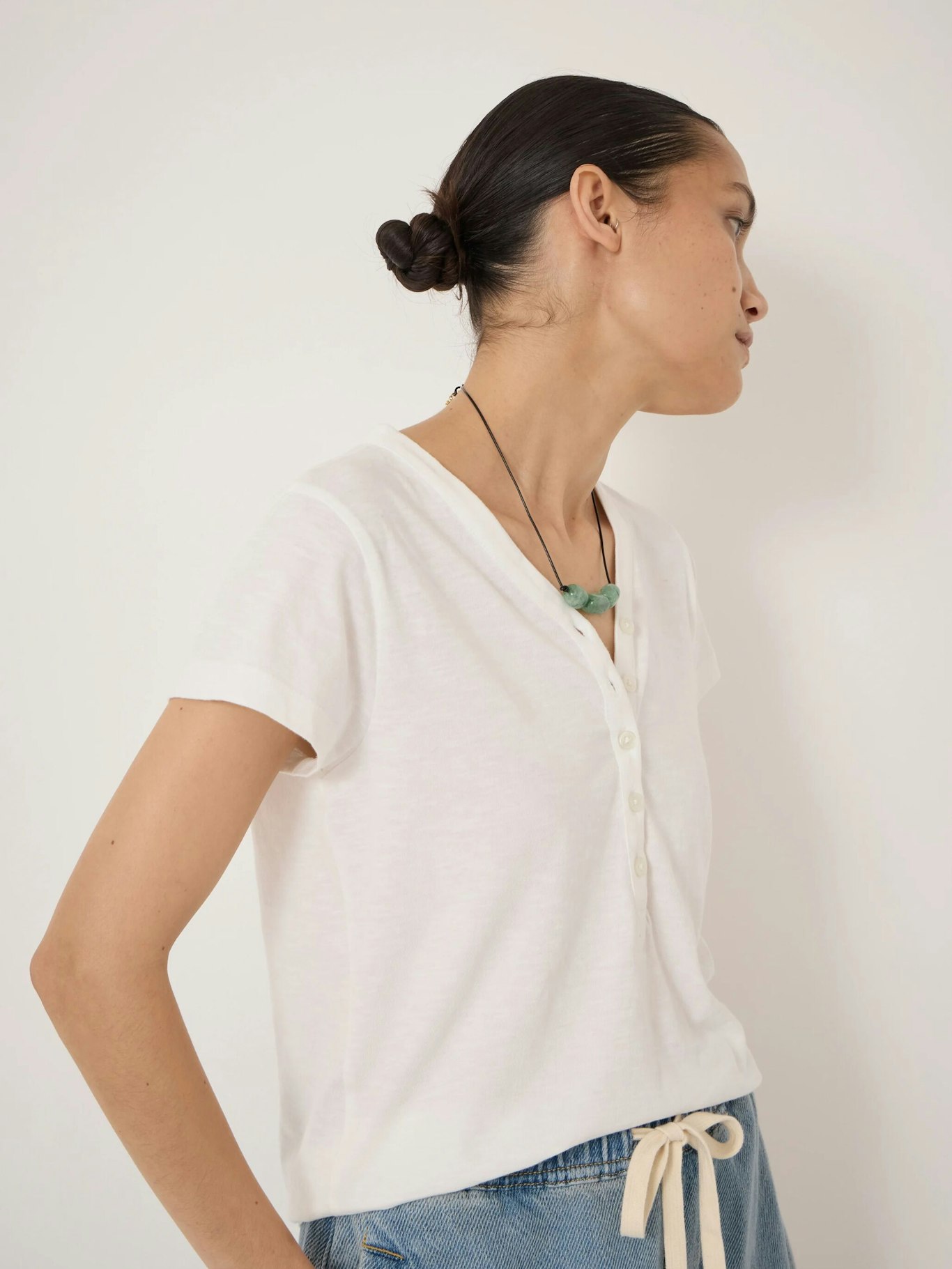 015317-0001-04 Roe Cotton Slub Henley T-Shirt