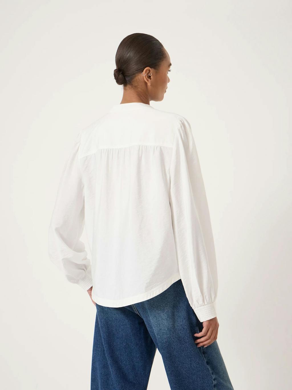 014243-0213-03 Harlow Tie Front Detail Blouse