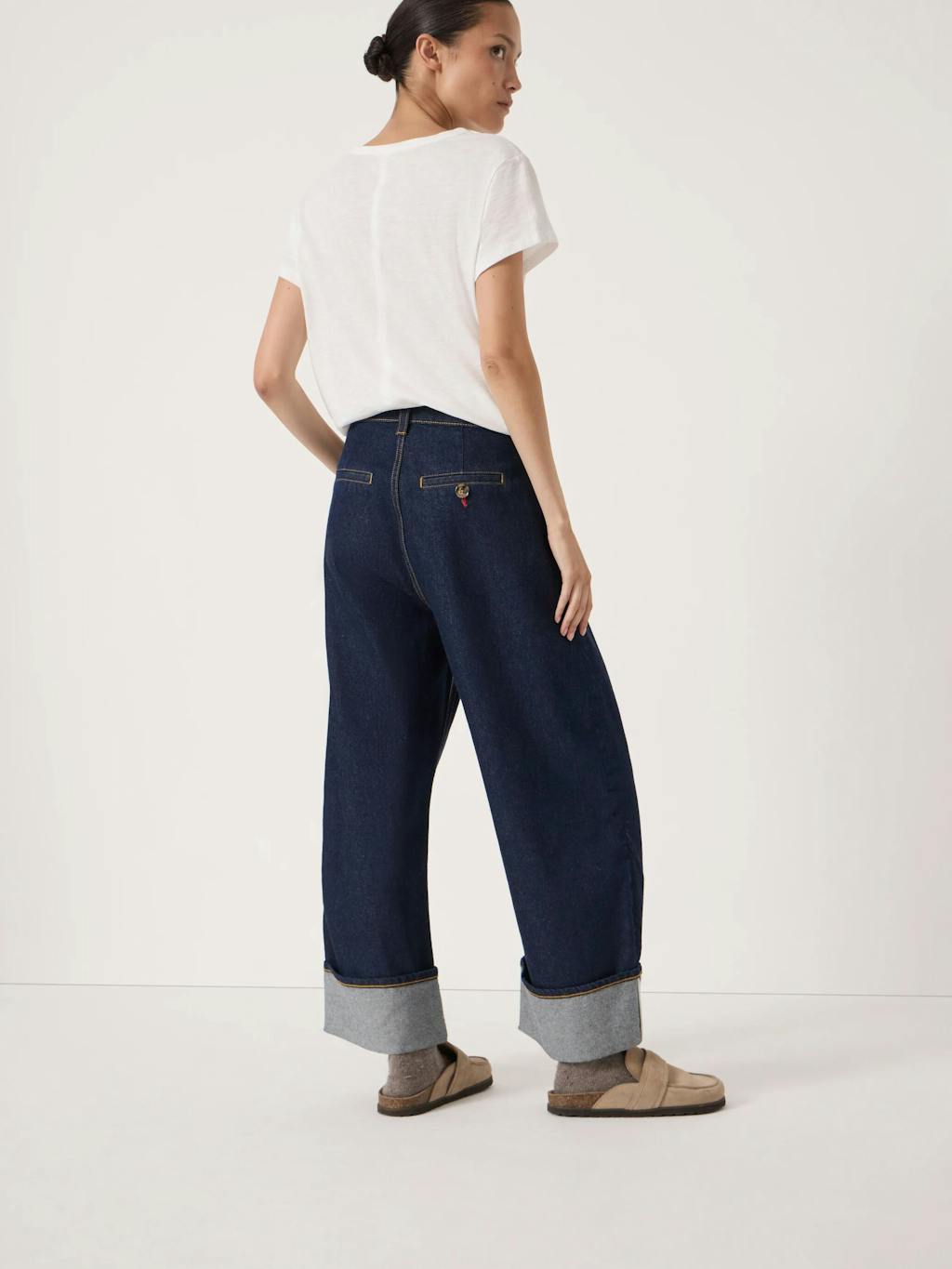 014048-4519-04 Faith Turn Up Barrel Leg Jeans