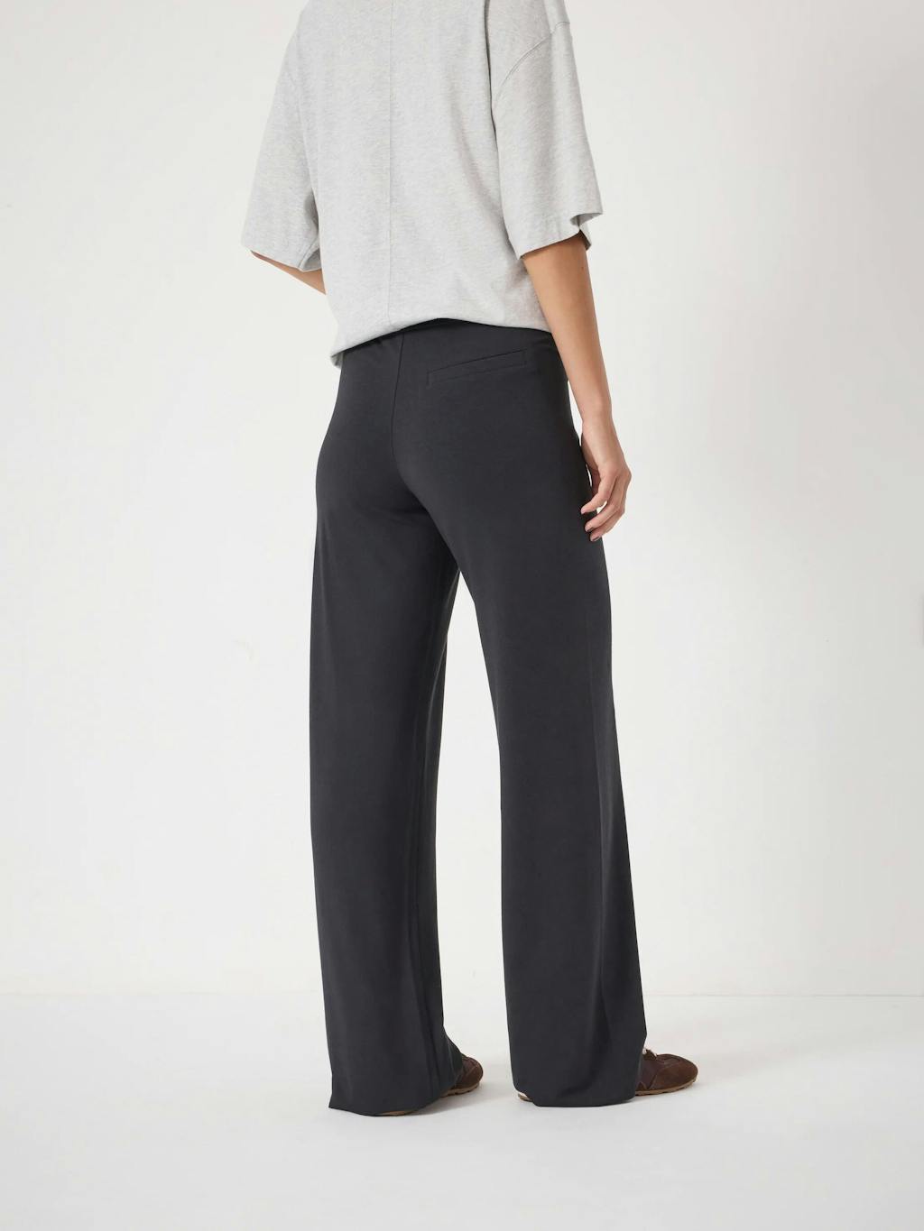 014246-0456-04 Amie Fold Over Waist Joggers