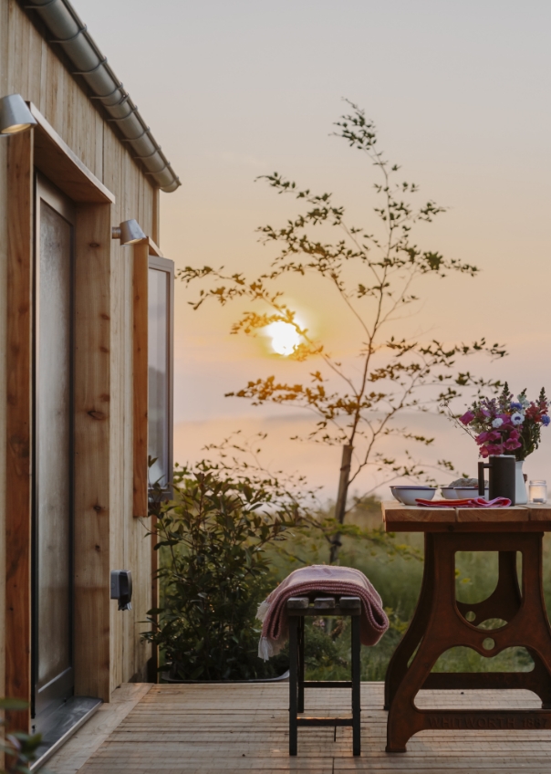 Journal article featured image