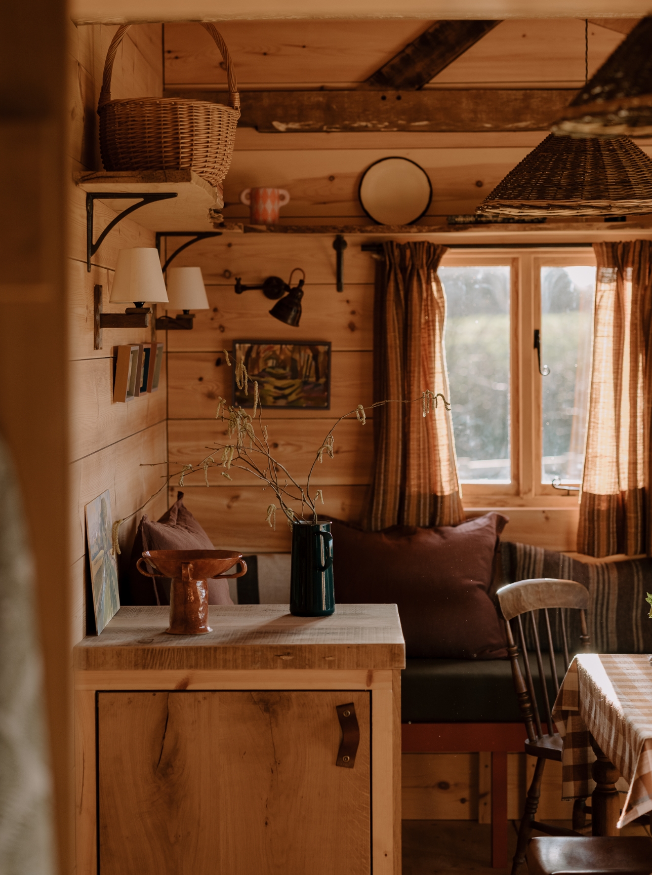 Journal article featured image