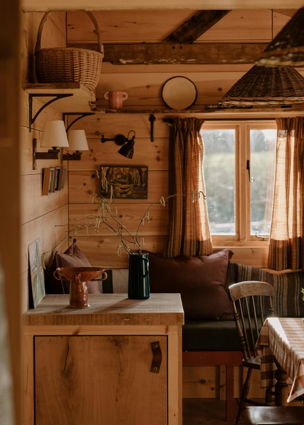 Journal article featured image