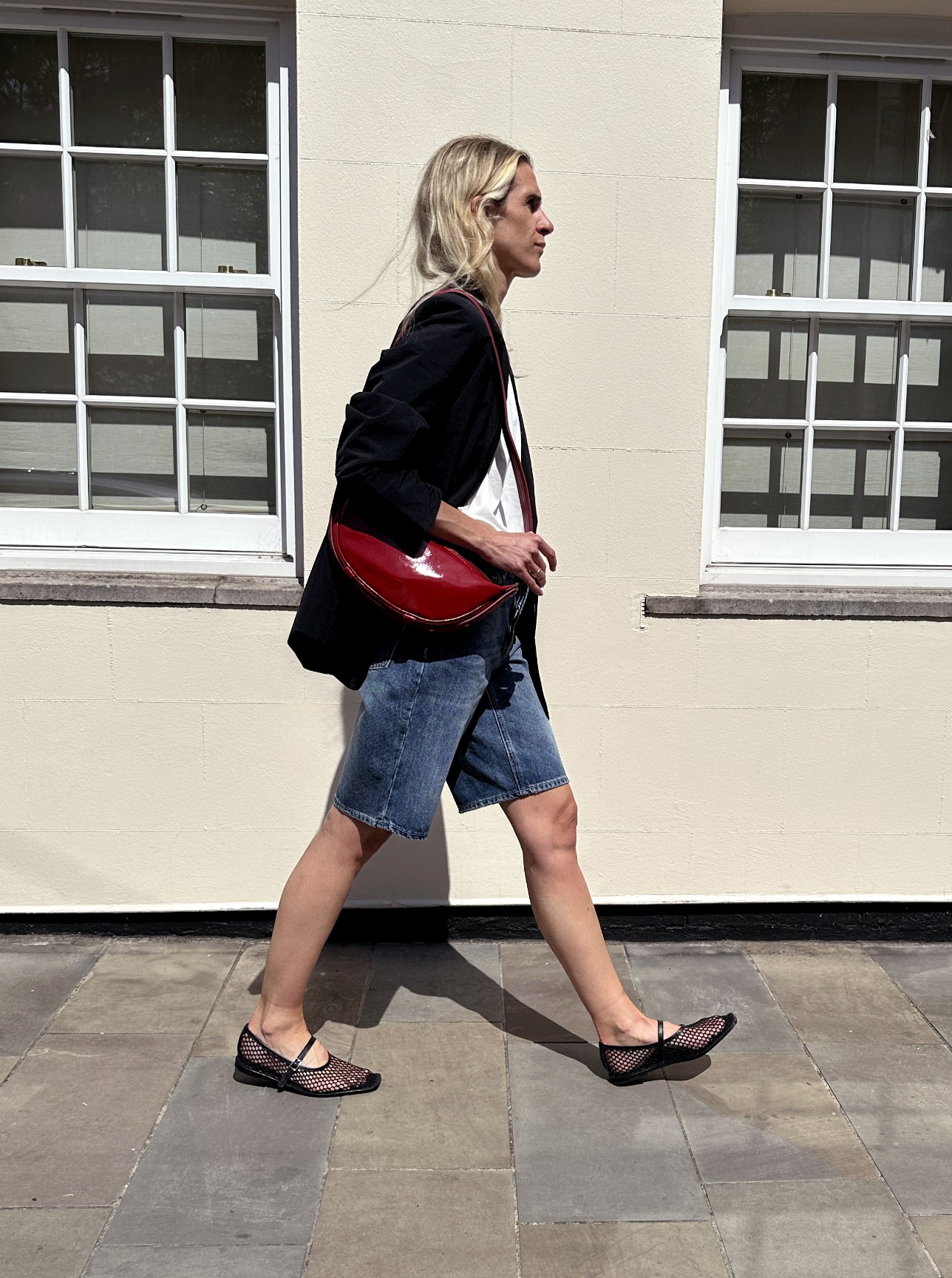 Journal article featured image