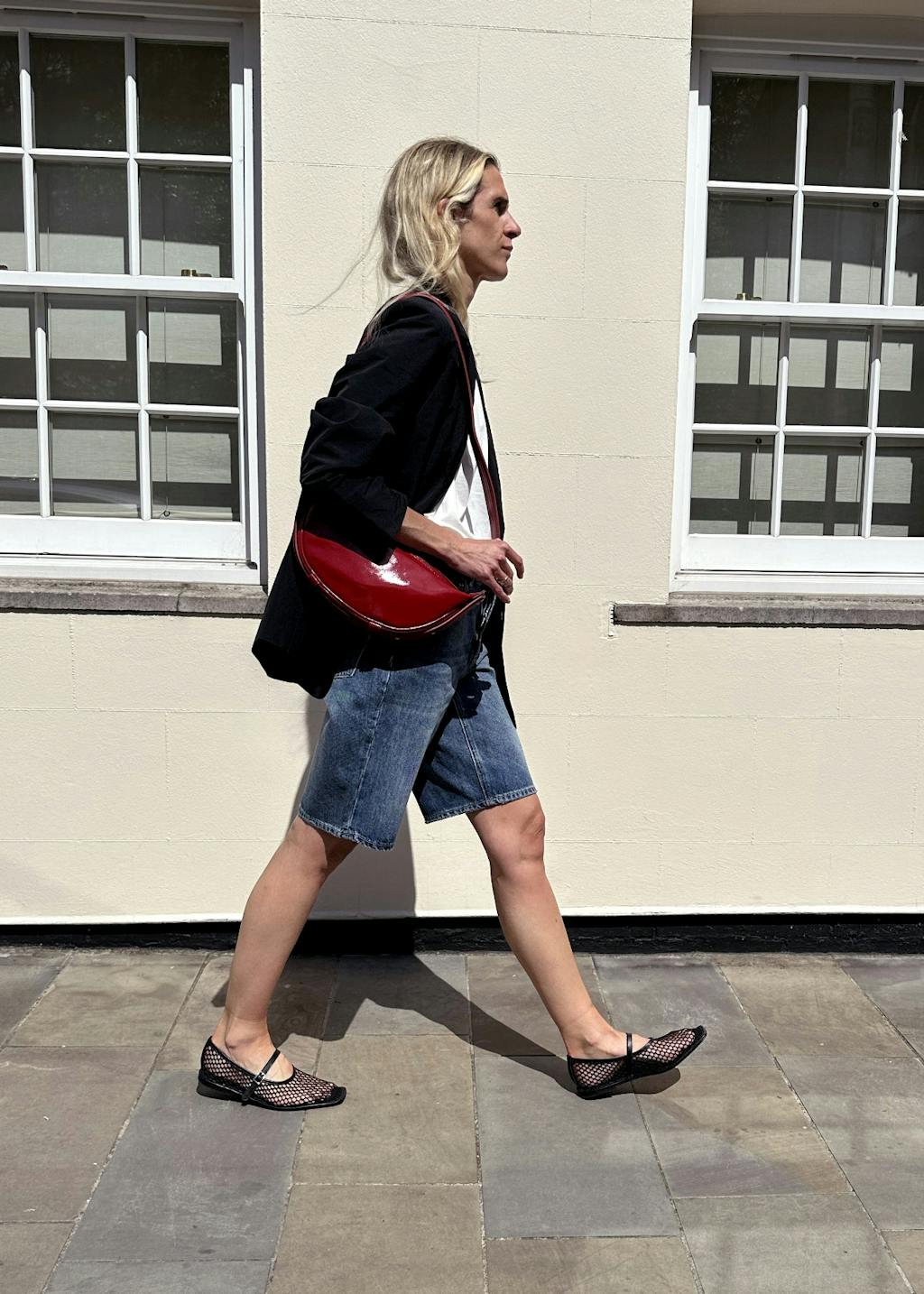 Journal article featured image