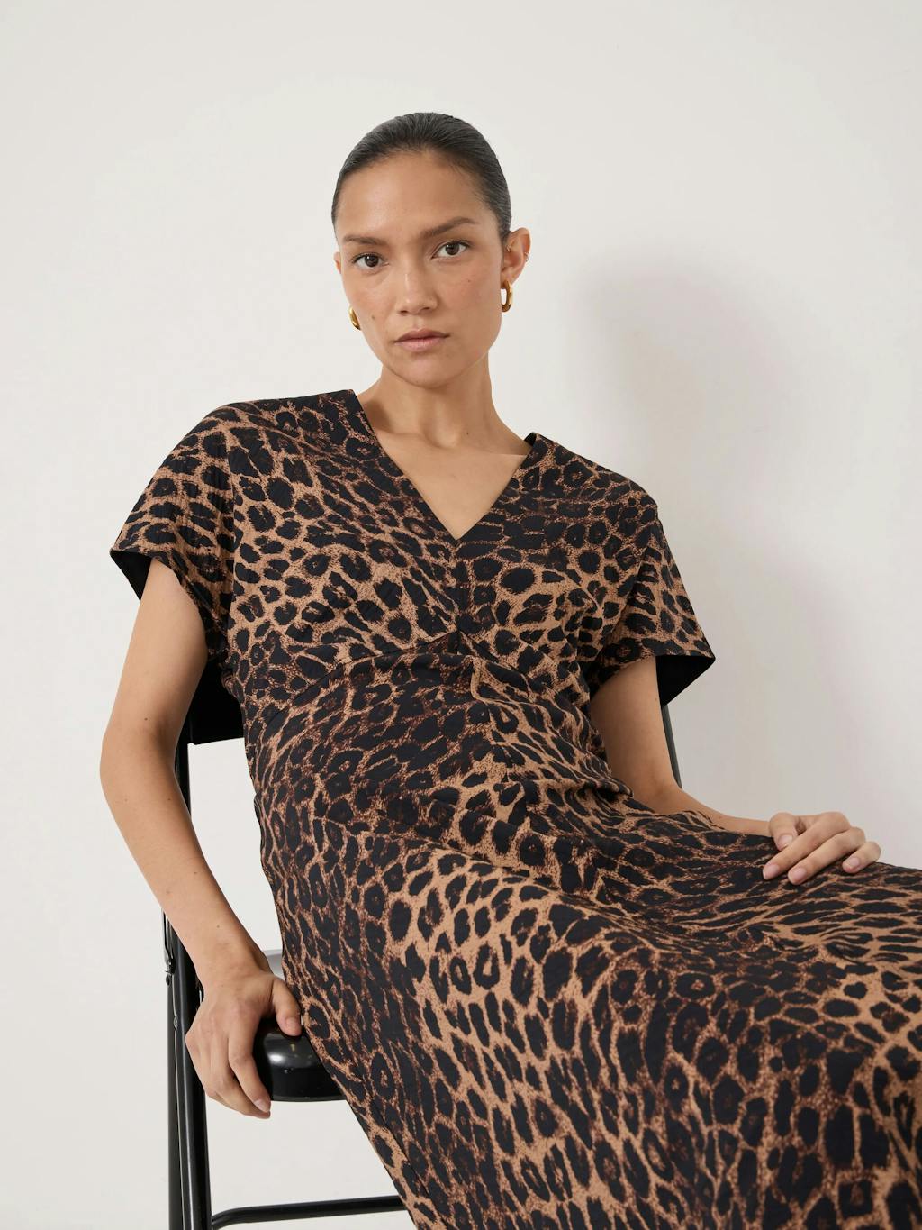 011762-4604-04 Grace Air Flow V-Neck Maxi Dress