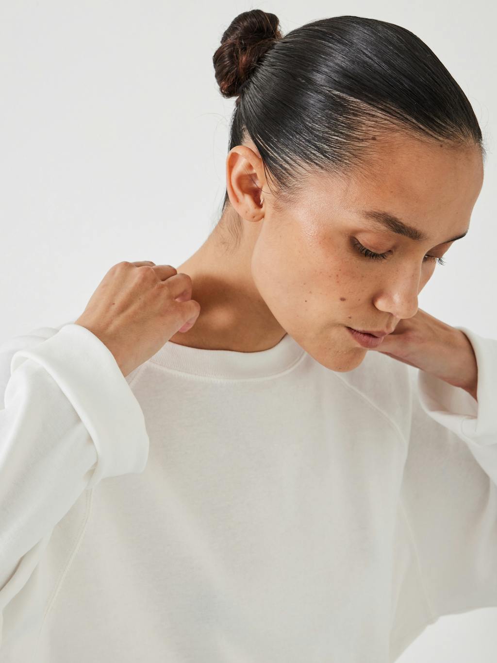 009137-0217-04 Matilda Cotton Raglan Top