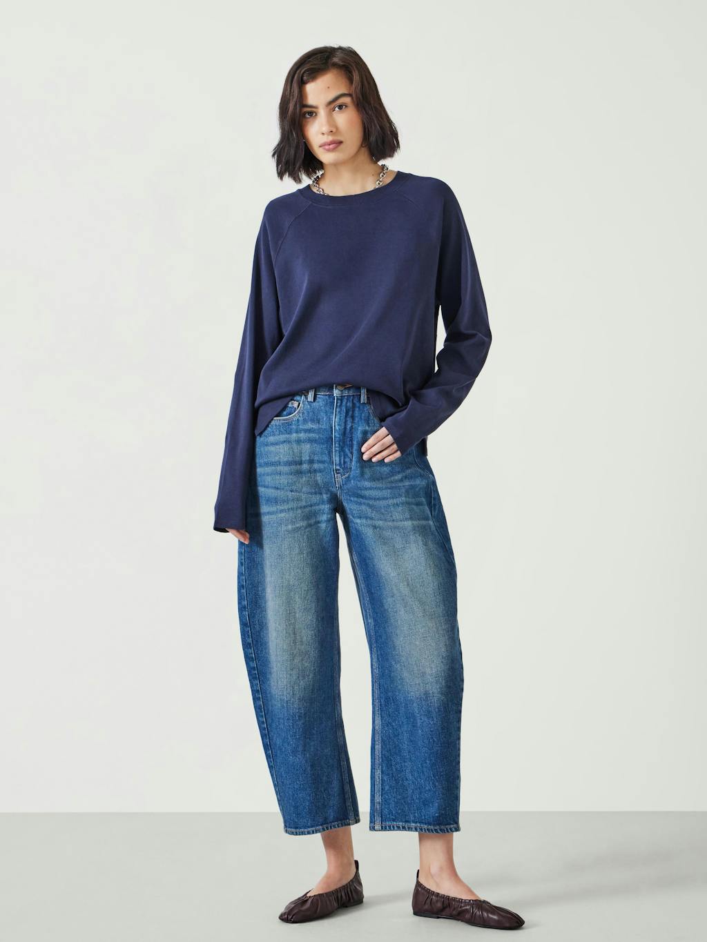 009137-1677-02 Matilda Cotton Raglan Top