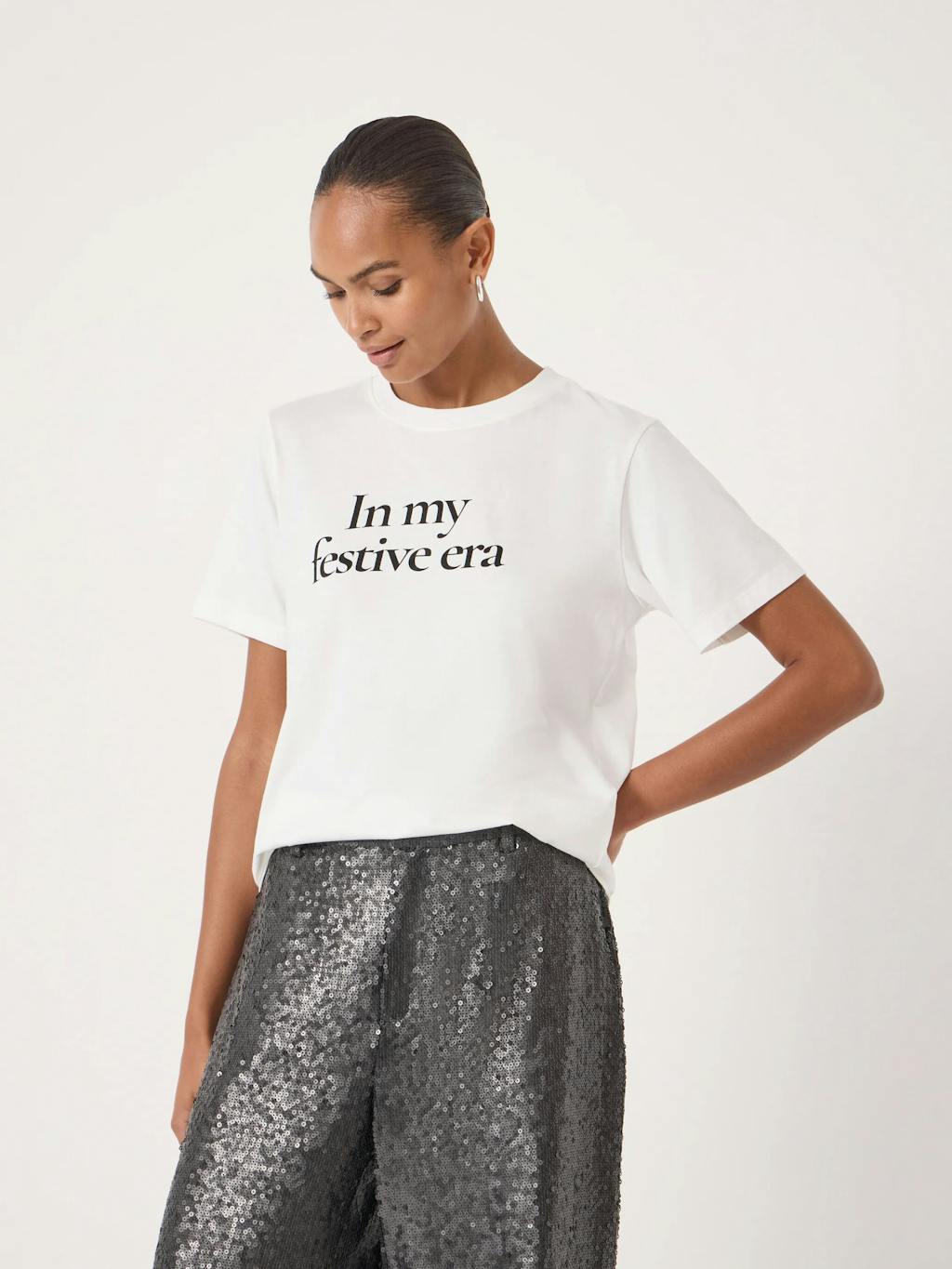 013860-4835-01 In My Festive Era Graphic T-Shirt