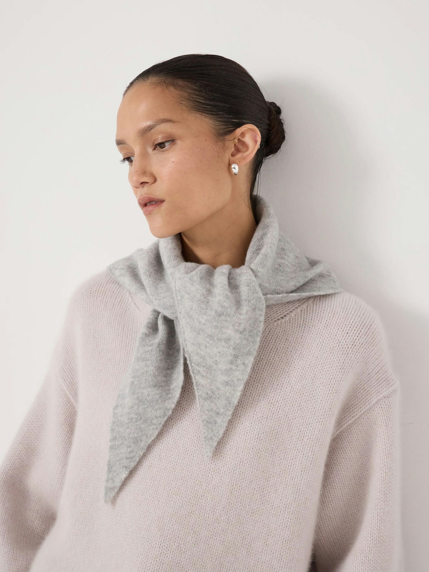 014337-2804-01 Wool Blend Triangle Scarf