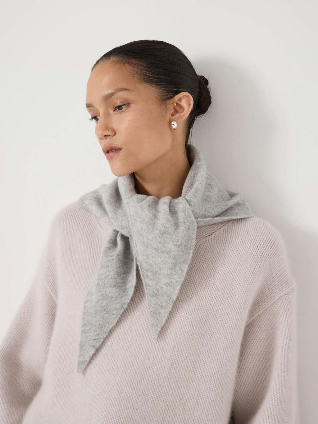 014337-2804-01 Wool Blend Triangle Scarf