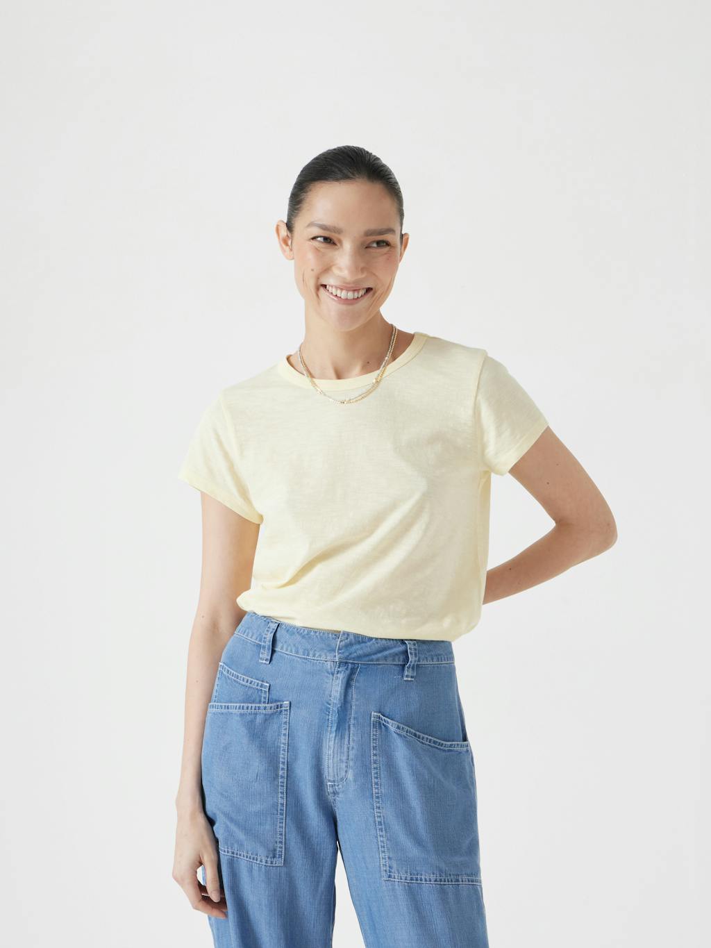 000749-0687-01 Slim Fit Crew T-Shirt (Anise Flower)