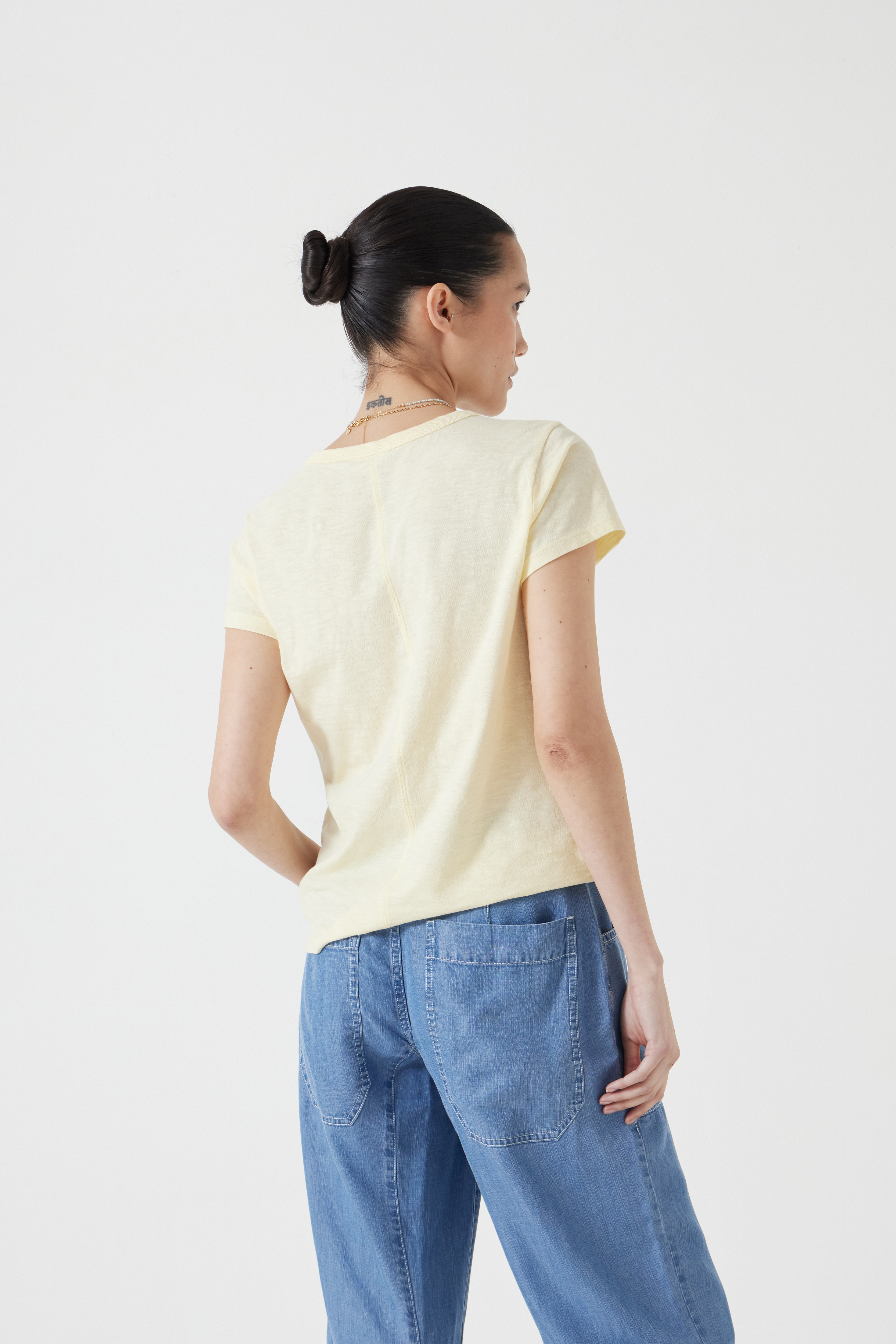 Slim Fit Crew T-Shirt (Anise Flower)