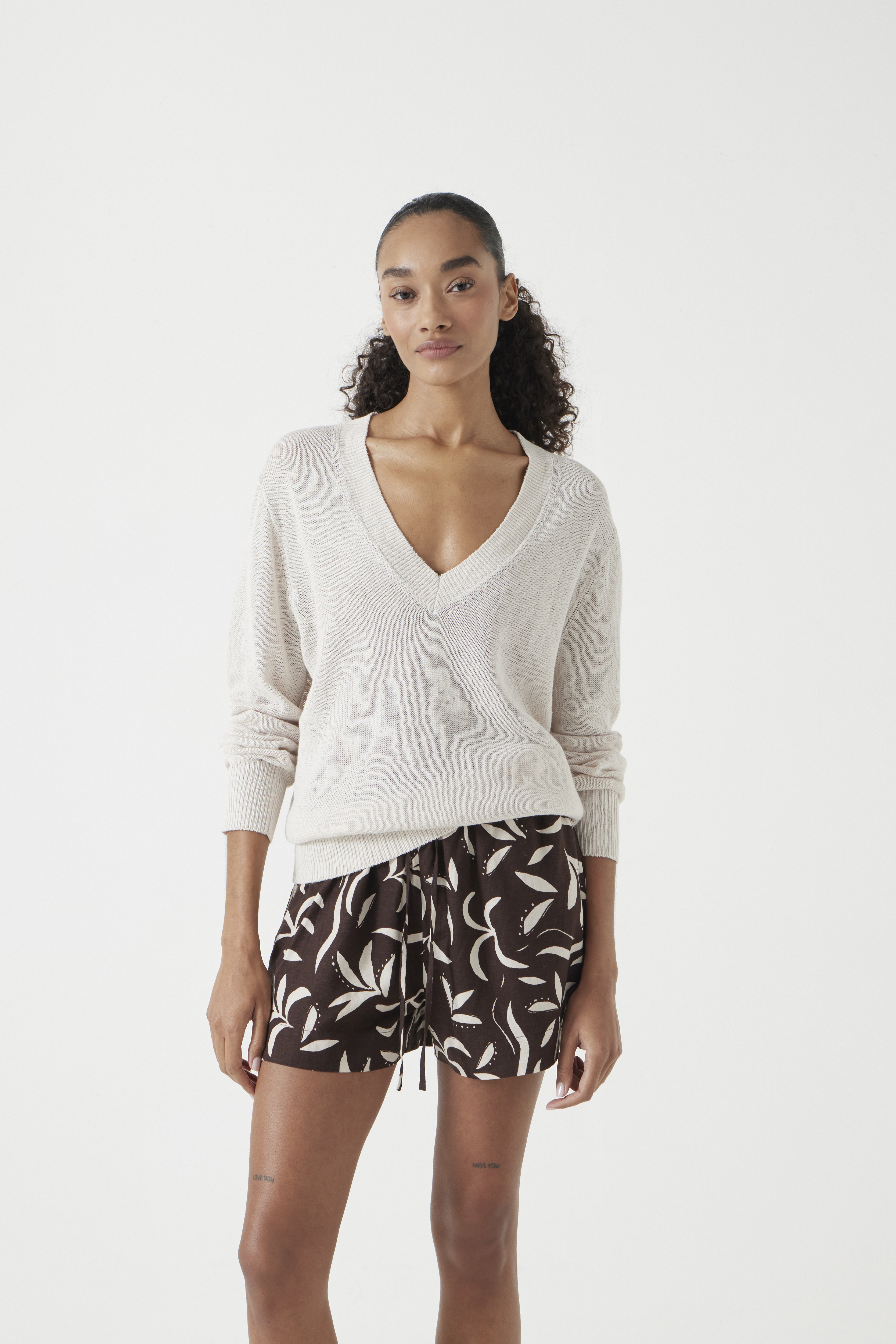 Linen Blend V Neck Jumper