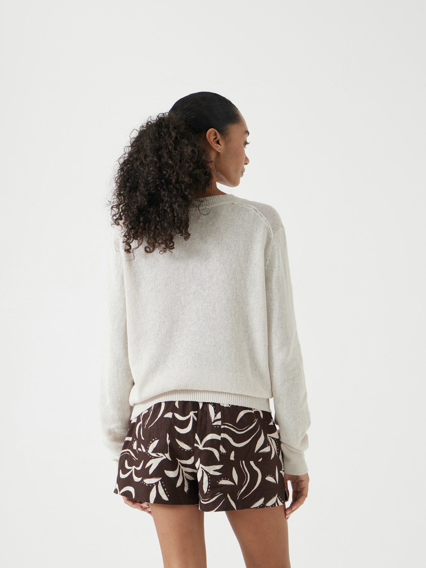 013275-0340-03 Linen Blend V Neck Jumper