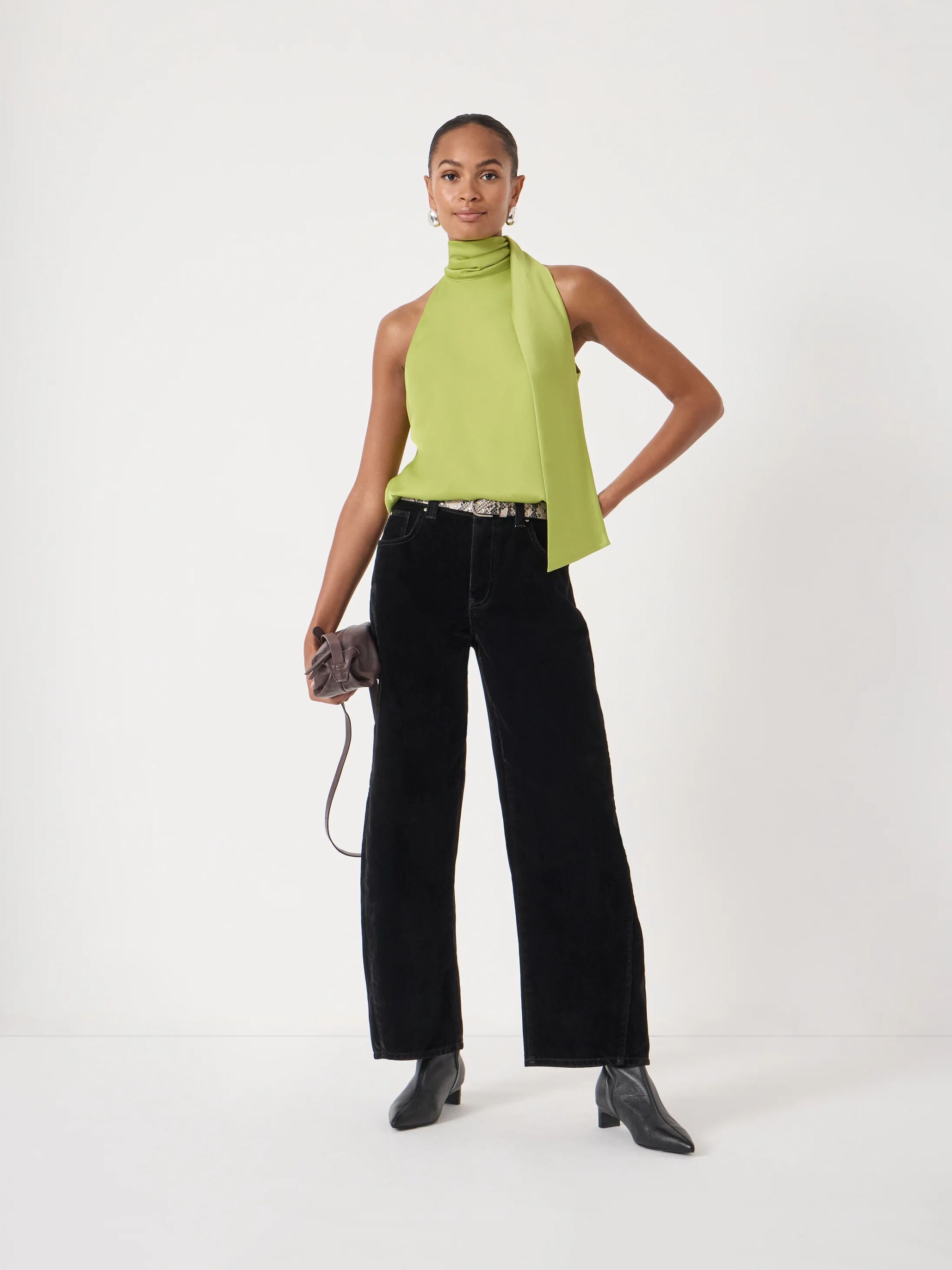 Velvet Flocked Denim Bree Barrel Jeans