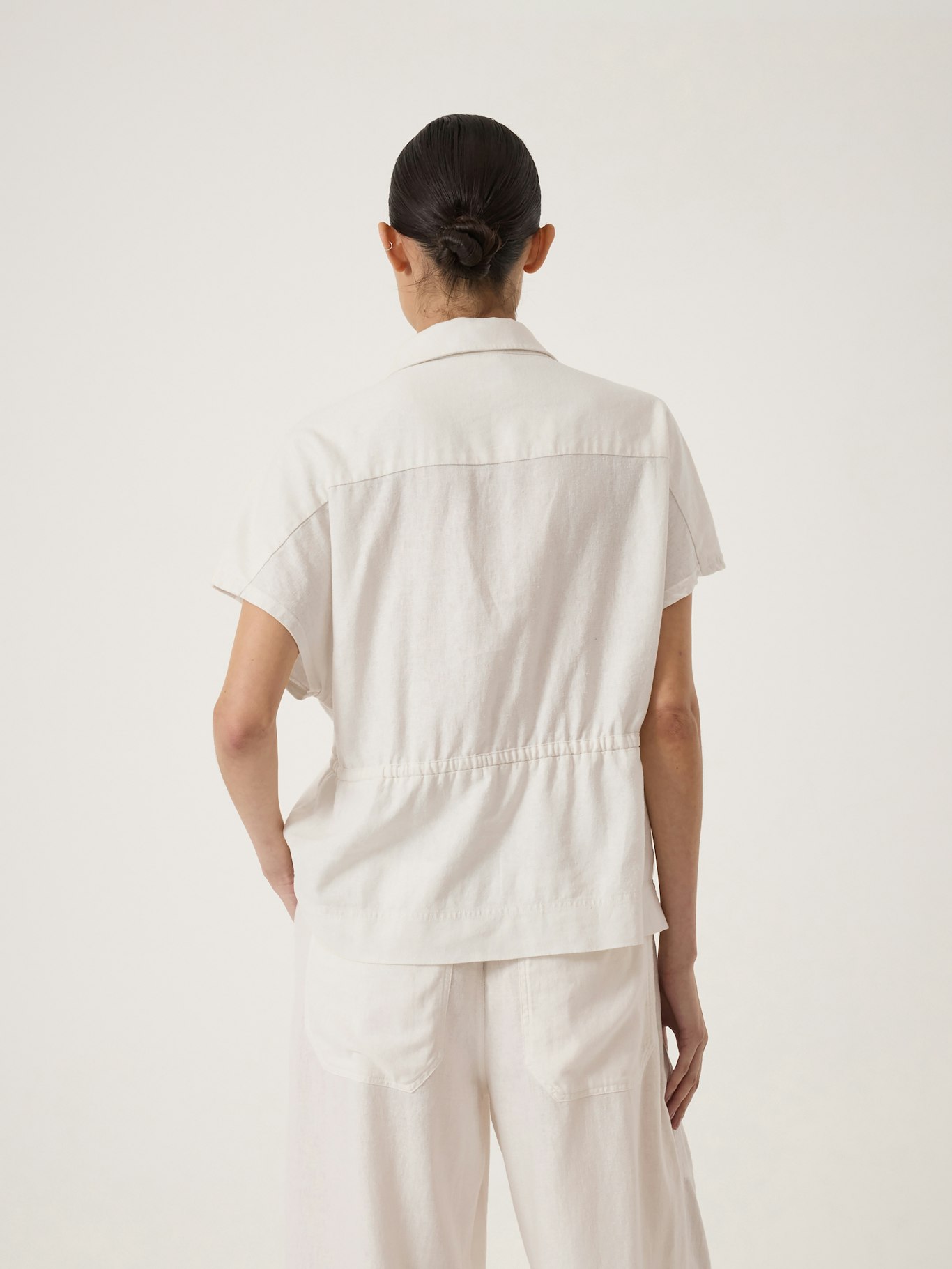 014771-0001-03 Mirai Linen Blend Short Sleeve Shirt