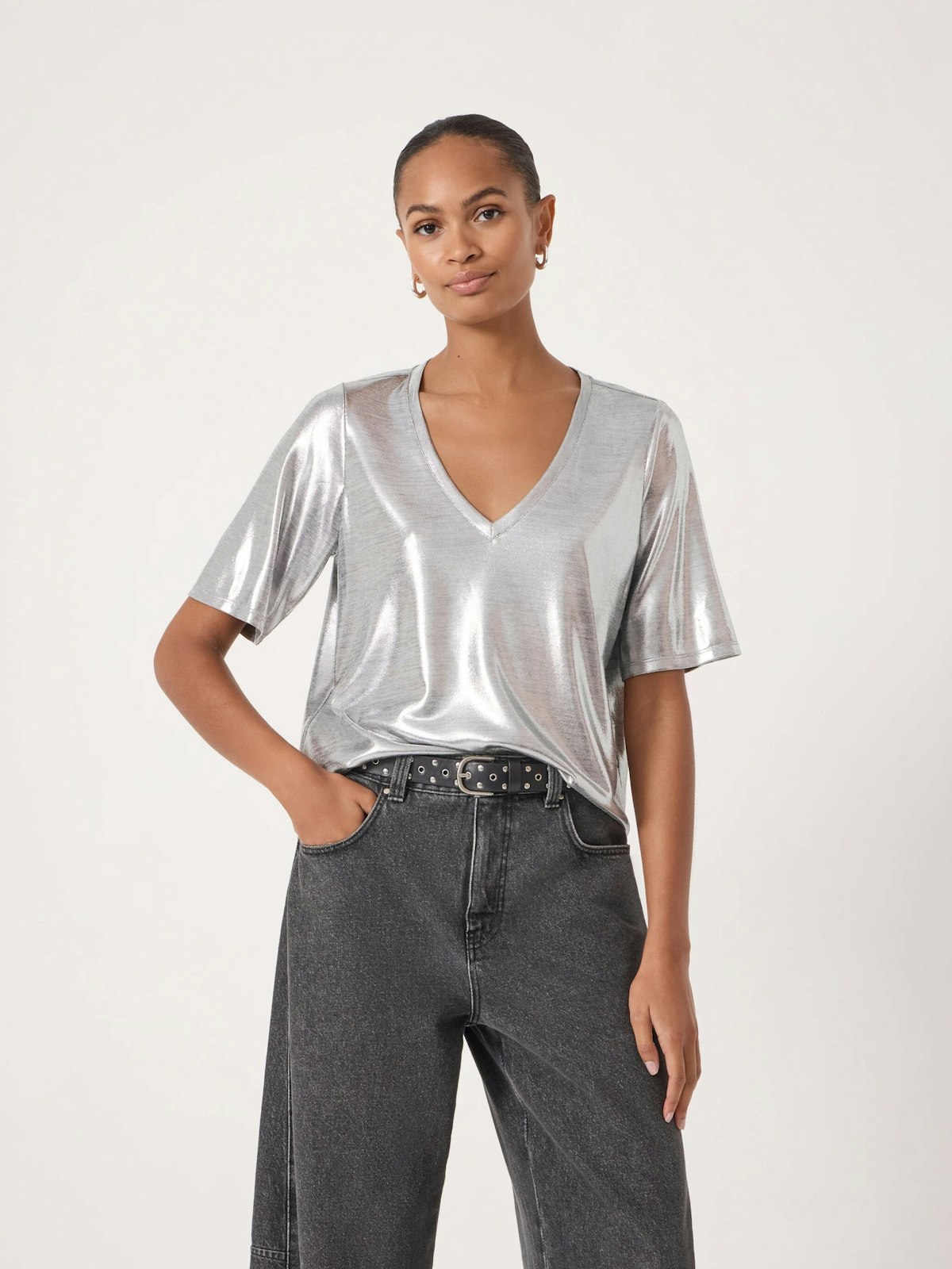Reece V-Neck Metallic T-Shirt | Silver Metallic | hush