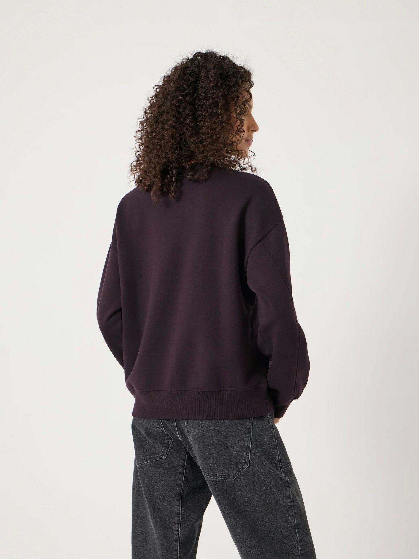 014614-4835-02 Disco Graphic Sweatshirt