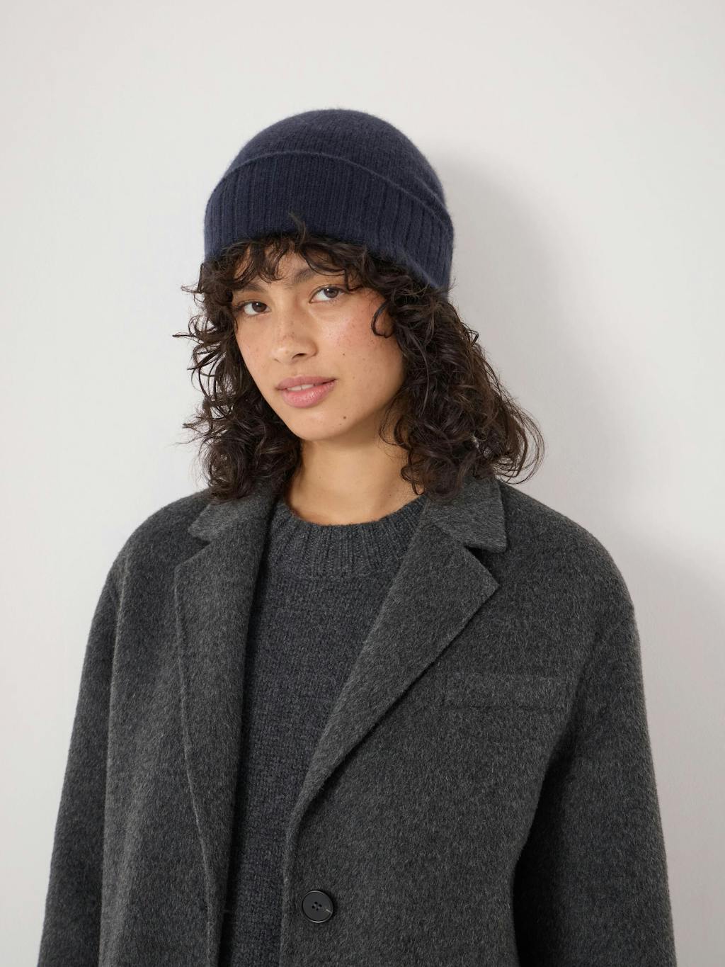 014370-1652-02 Cashmere Beanie