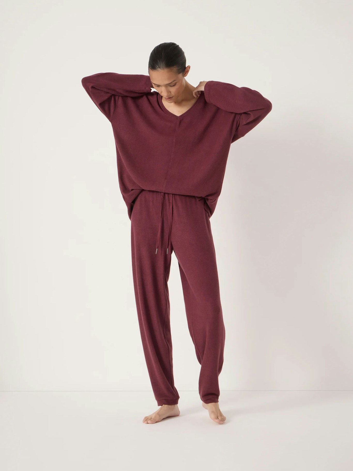 013879-1410-02 Gillian Supersoft V Neck Top