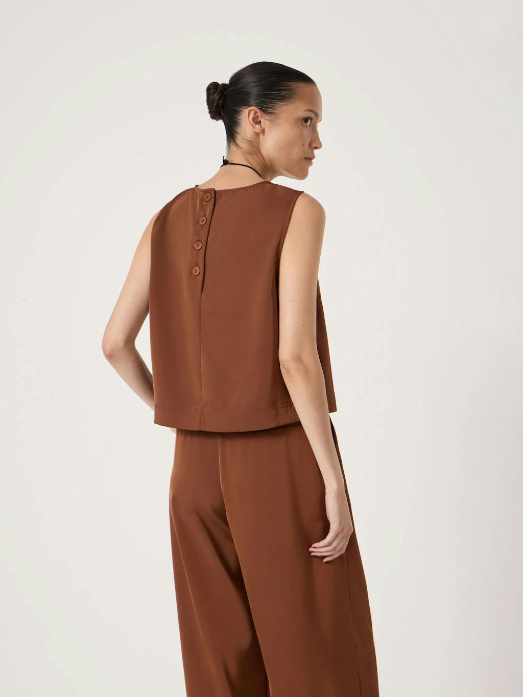 014606-3203-02 Vera Satin Shell Top