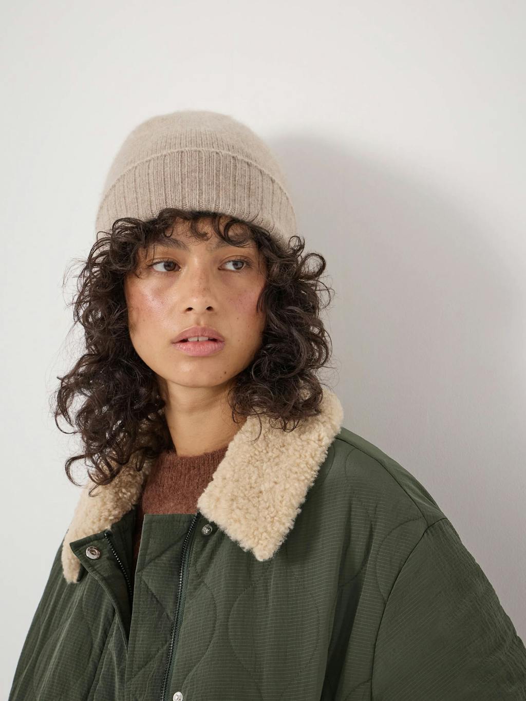 014370-0339-01 Cashmere Beanie