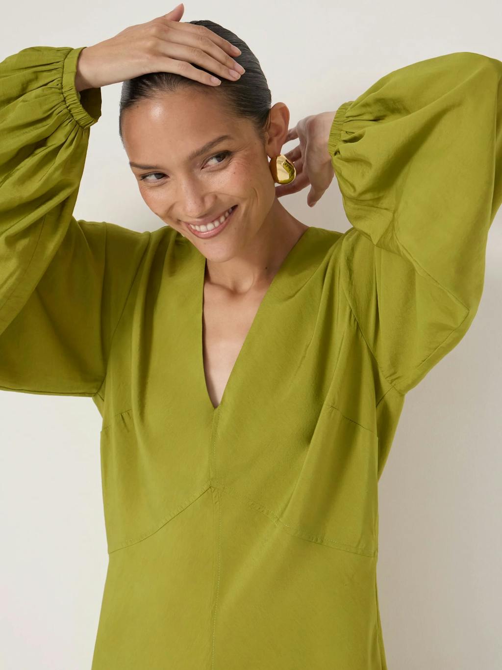 014470-3430-04 Grace V-Neck Long Sleeve Dress