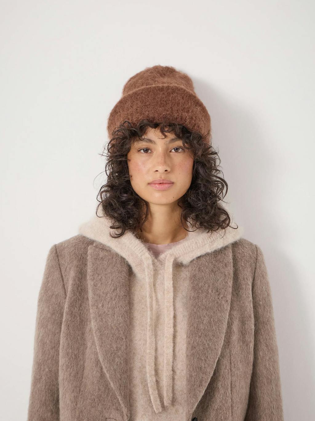 014170-3203-01 Alpaca-Blend Ribbed Beanie