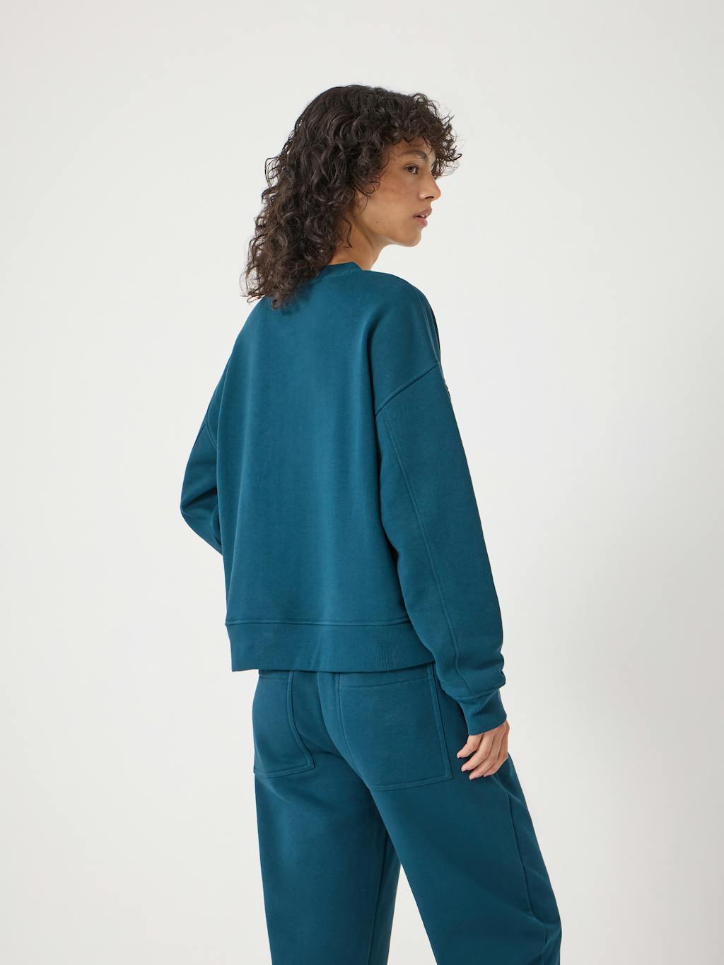 014198-1709-04 Social In Theory Graphic Sweatshirt