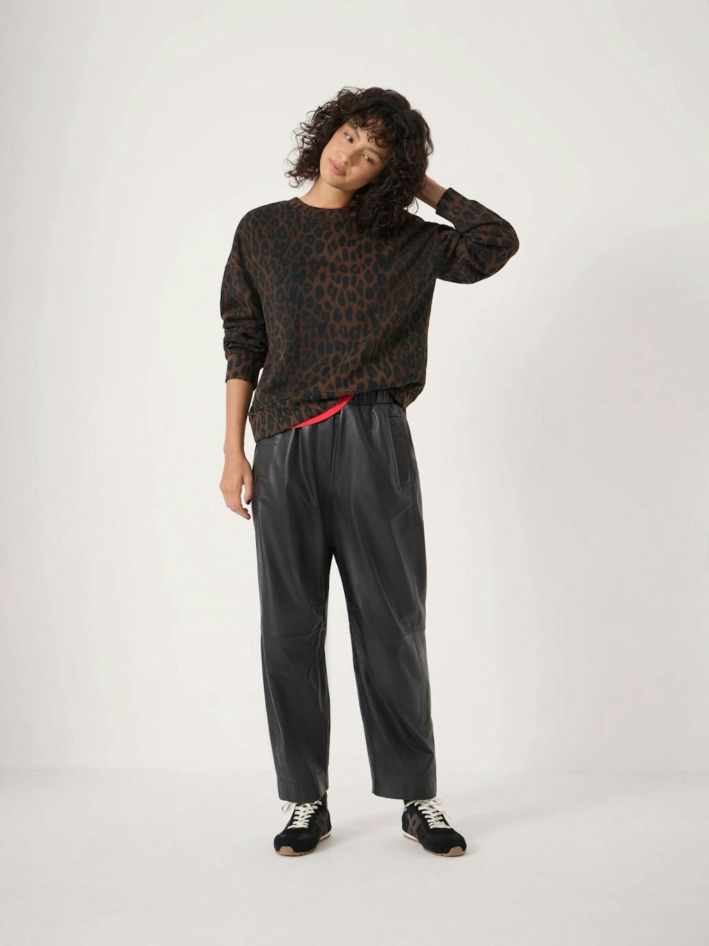 014549-4604-03 Leopard Print Sweatshirt