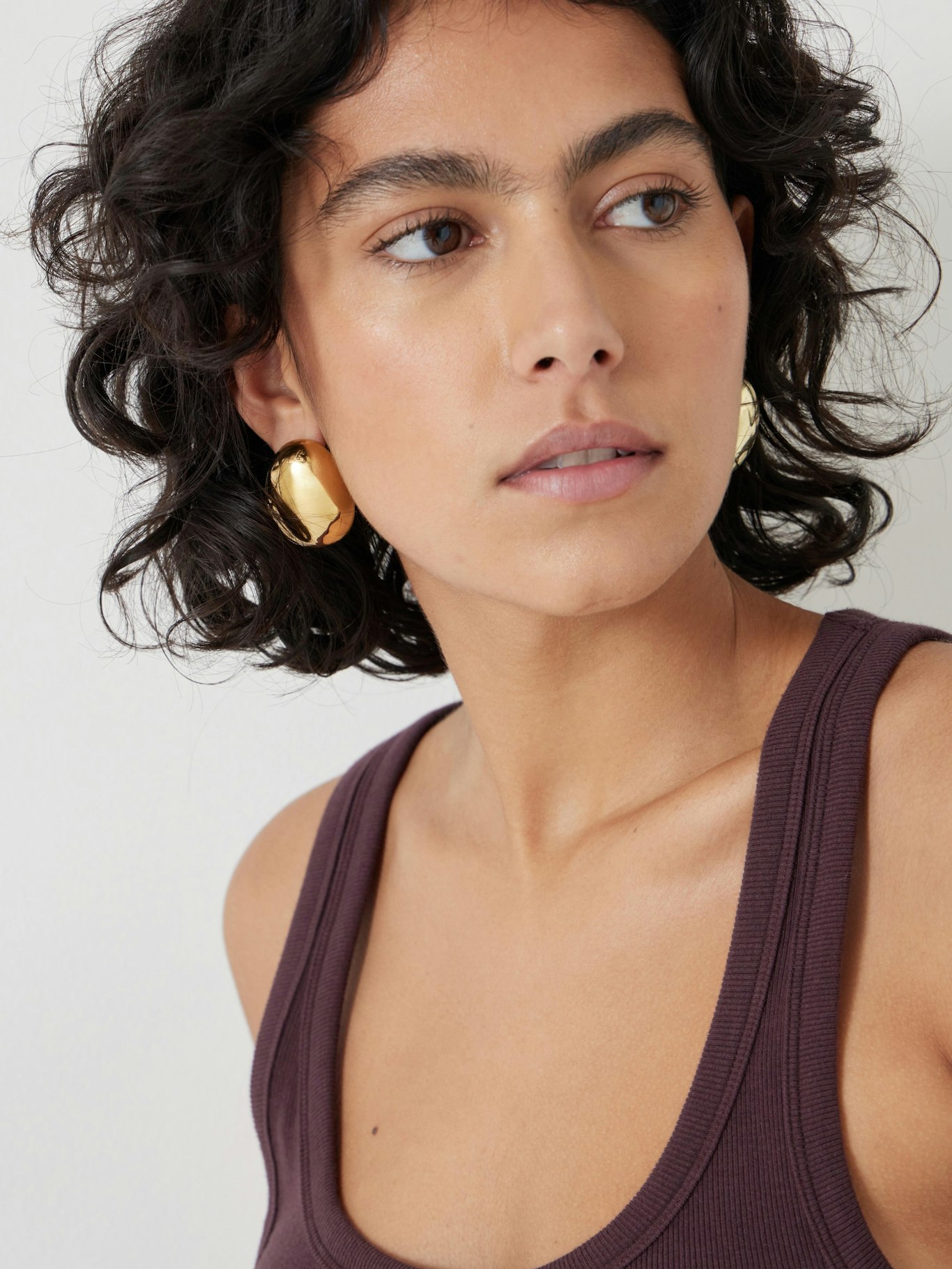 013853-3037-02 Chunky Pebble Earrings