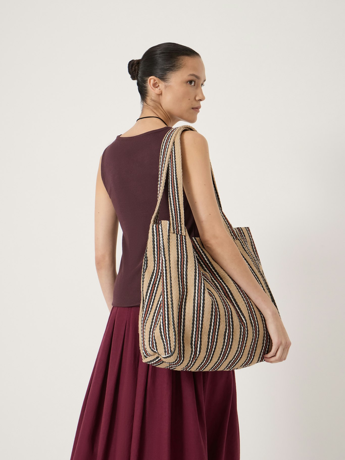015275-1658-01 Scout Natural Stripe Tote Bag