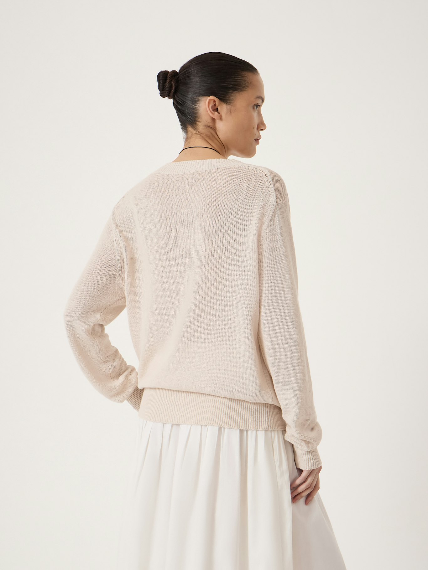 015098-0340-02 Coralie Linen Blend V Neck Jumper