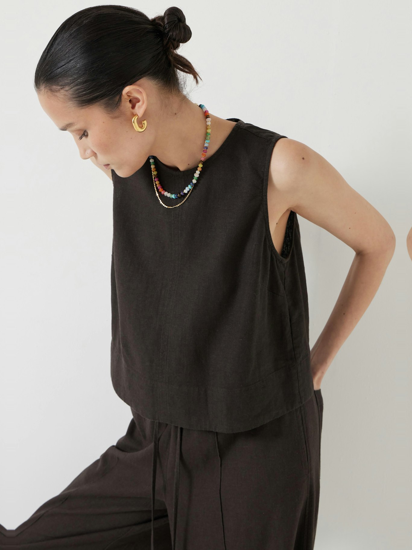 013339-0450-04 Vera Linen Blend Shell Top