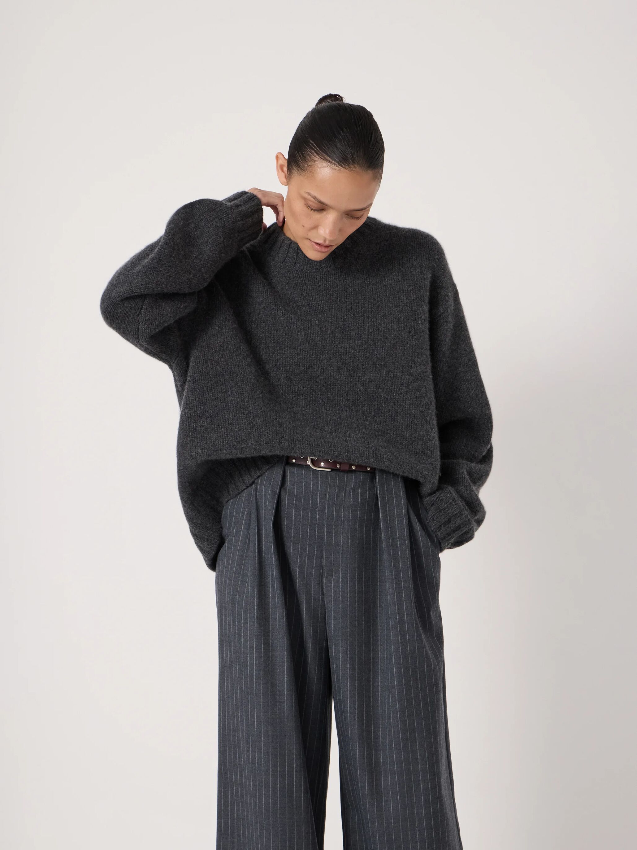 Cora Relaxed Chunky Cashmere Crew Jumper