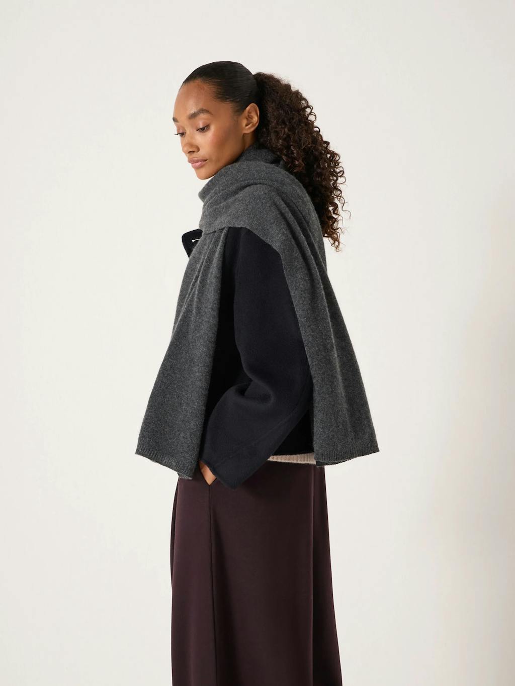 014371-2806-02 Cashmere Scarf