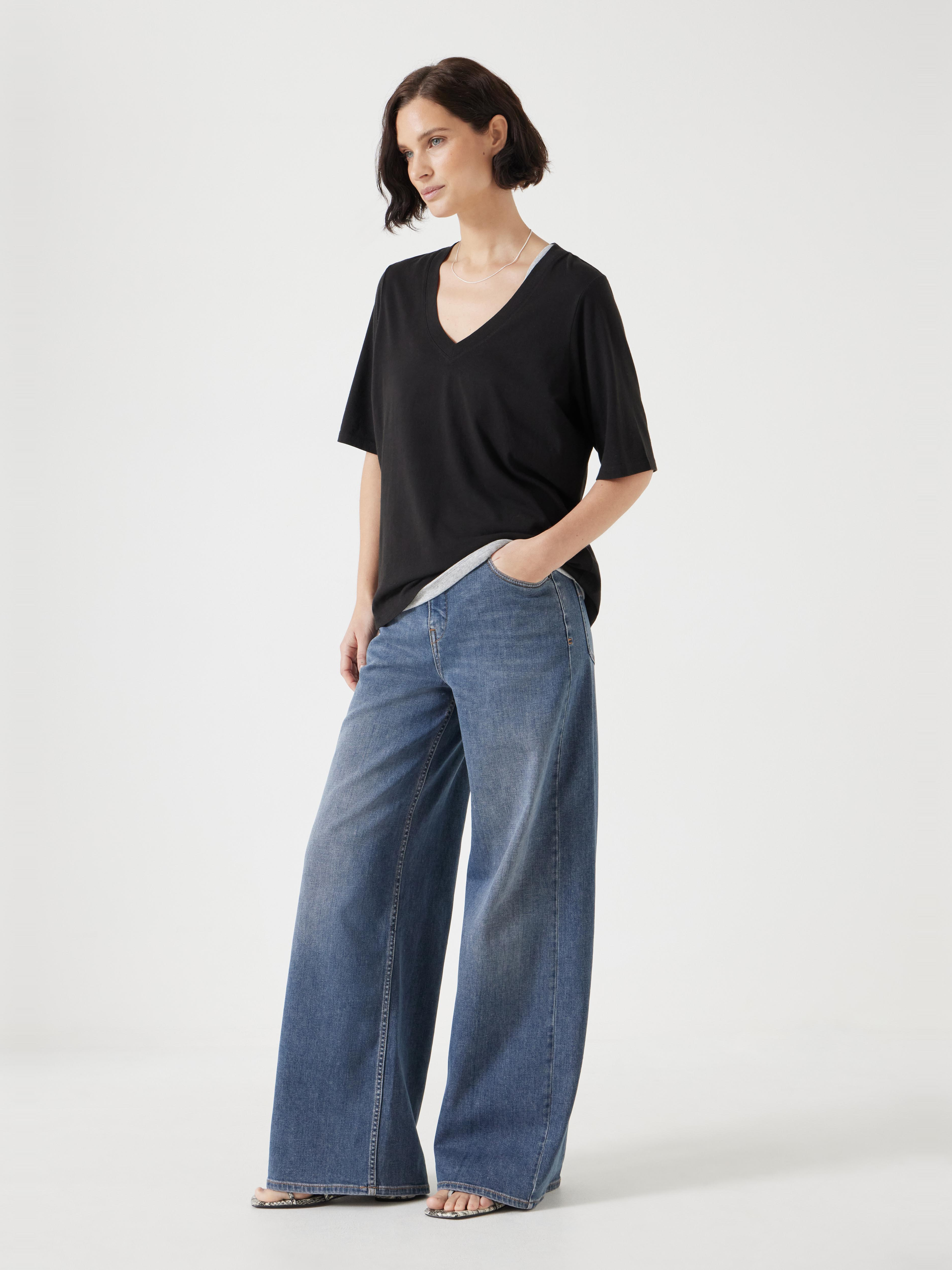 Reece V Neck Drapey T-Shirt