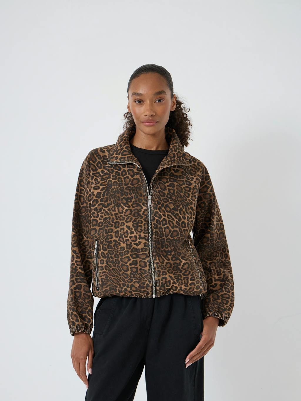 015470-4728-01 Lumi Funnel Neck Leopard Print Bomber Jacket