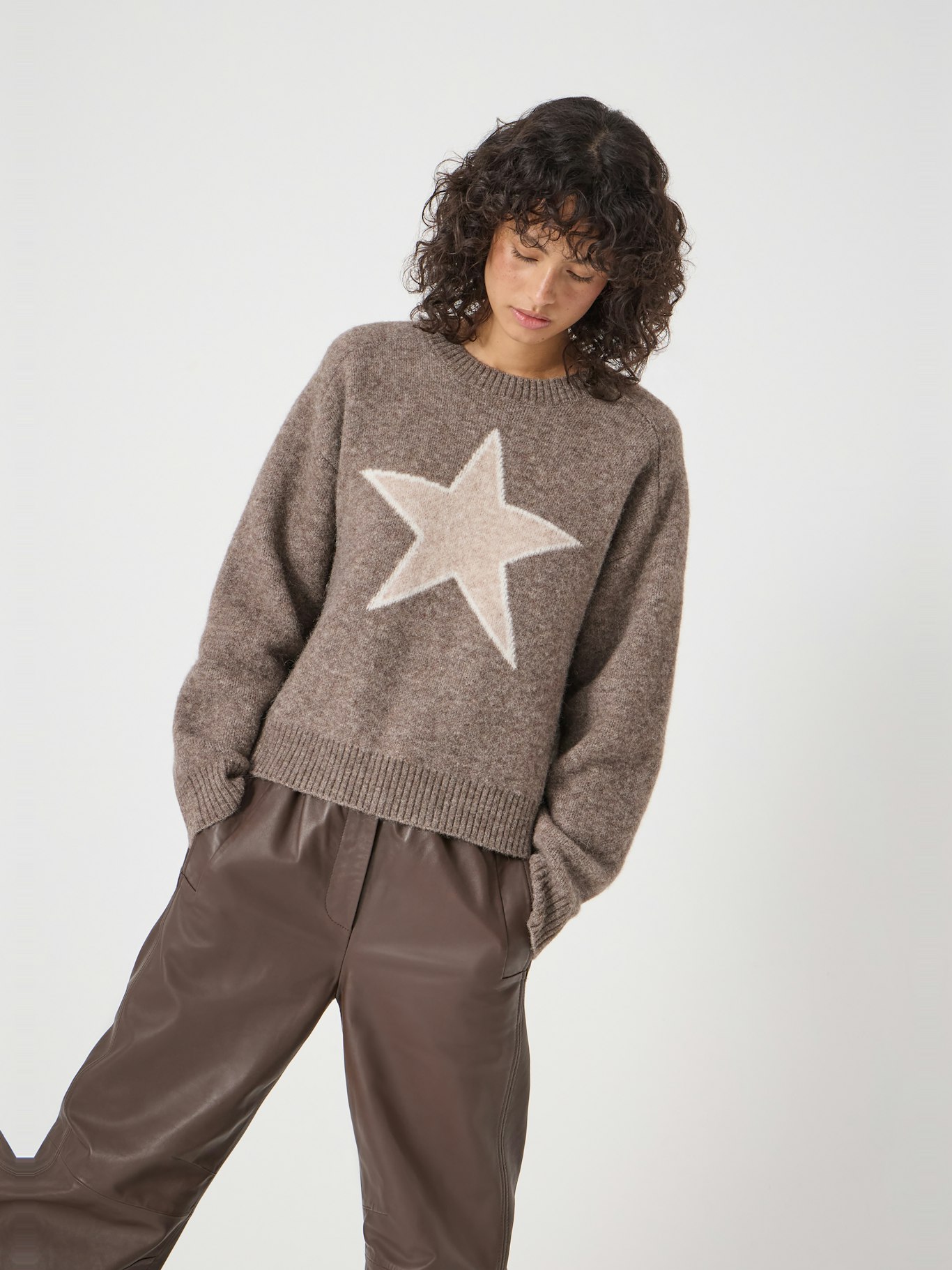 014172-0011-04 Wool Blend Star Jacquard Jumper
