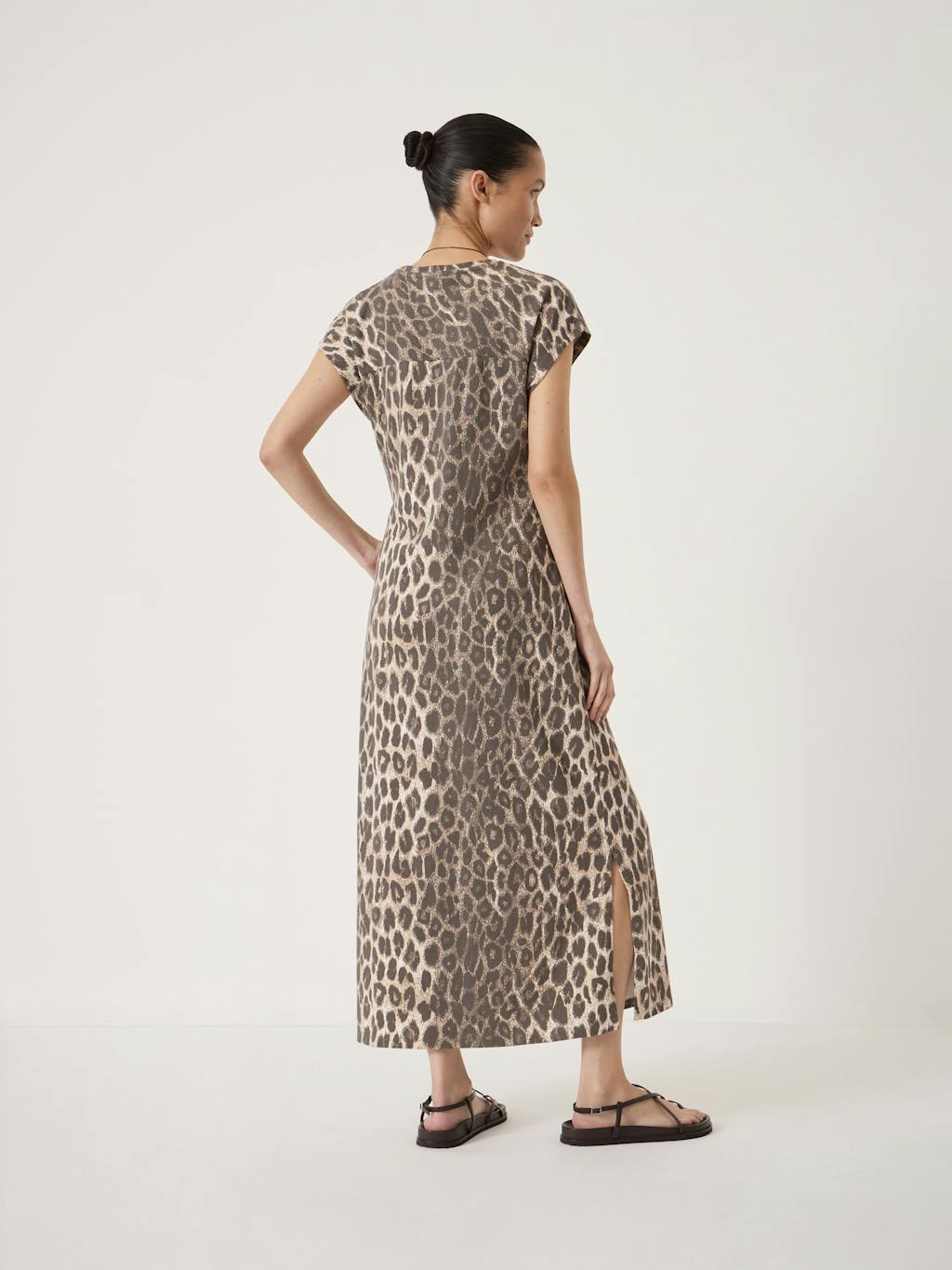 014591-4911-03 Athena Twist-Detail Jersey Dress