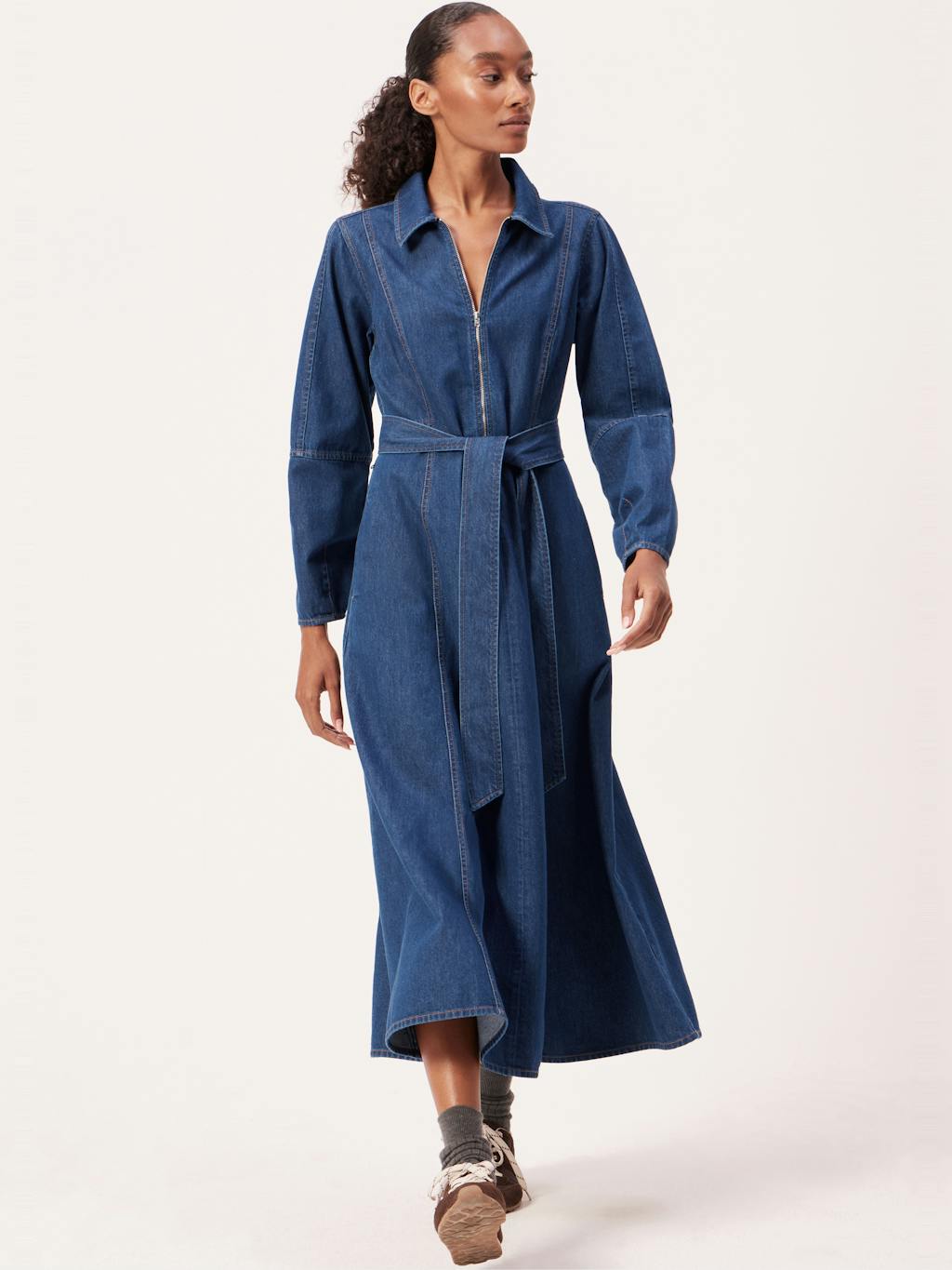 013882-2797-10 Long Sleeve Denim Tie Waist Dress