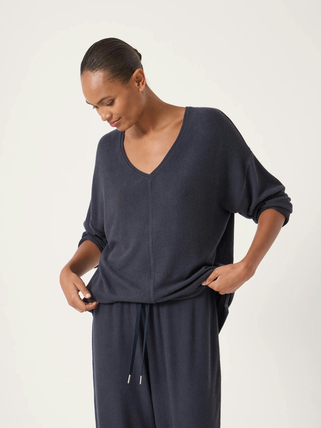 013879-1658-02 Gillian Supersoft V Neck Top