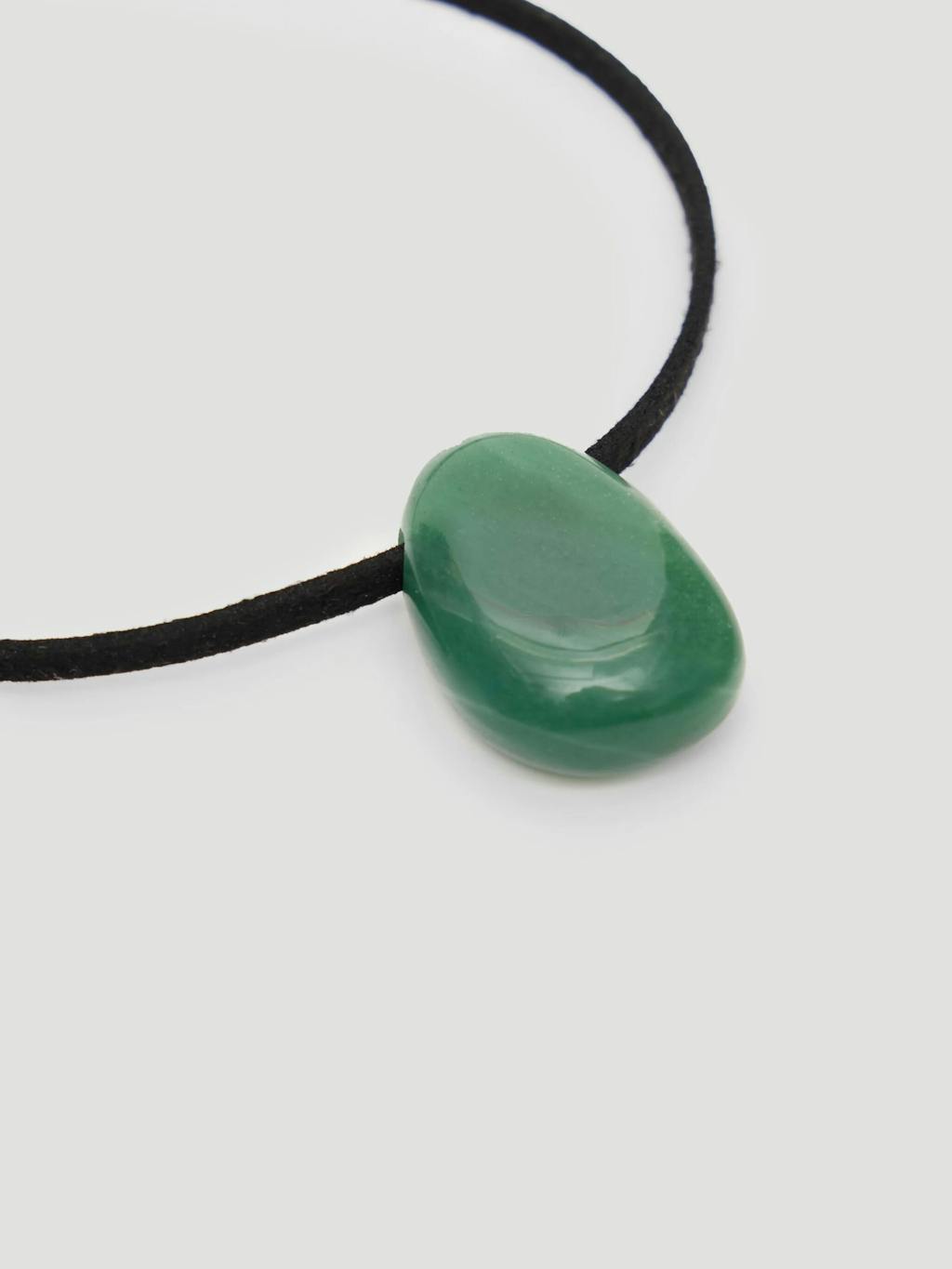 014623-2009-03 Stone Cord Necklace