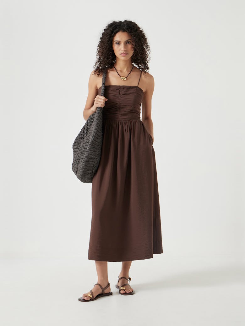 Air Flow Strappy Gathered Midi Dress